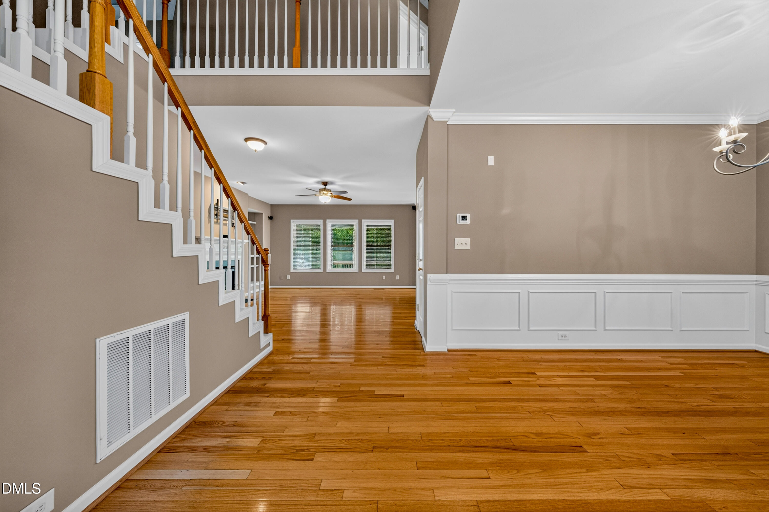 1412 Willow Leaf Way Property Photo 9