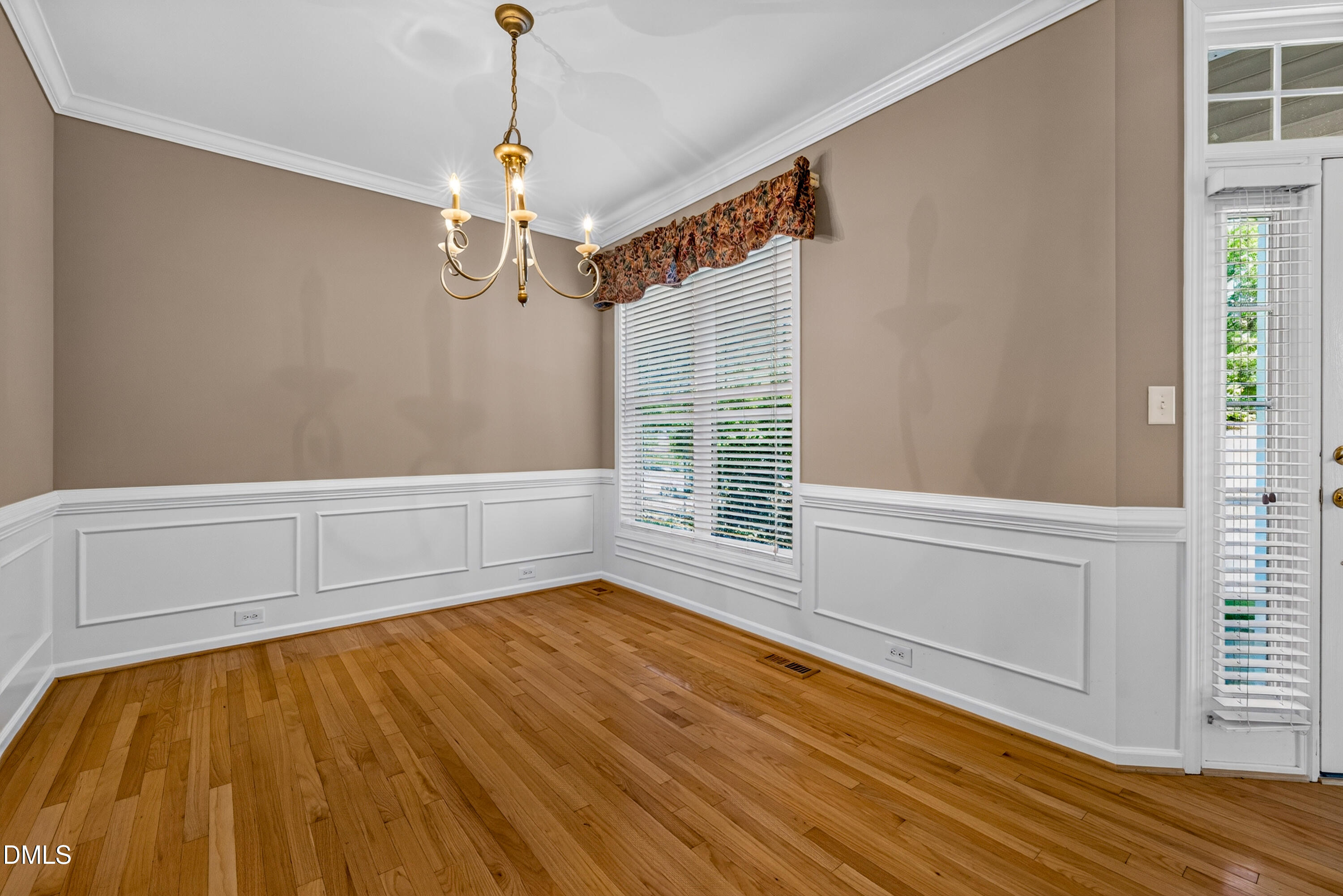 1412 Willow Leaf Way Property Photo 12