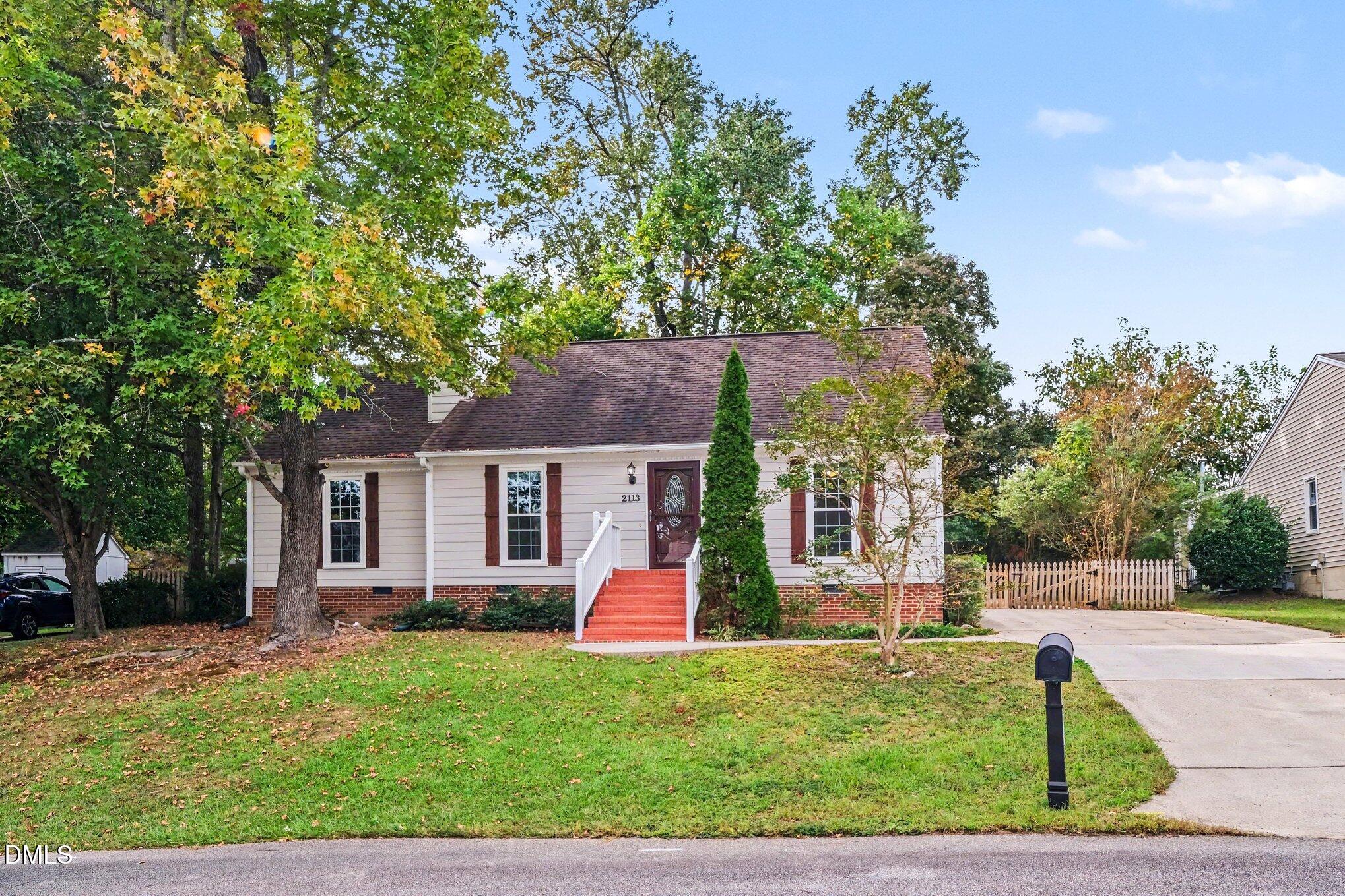 2113 Havering Place Property Photo 1