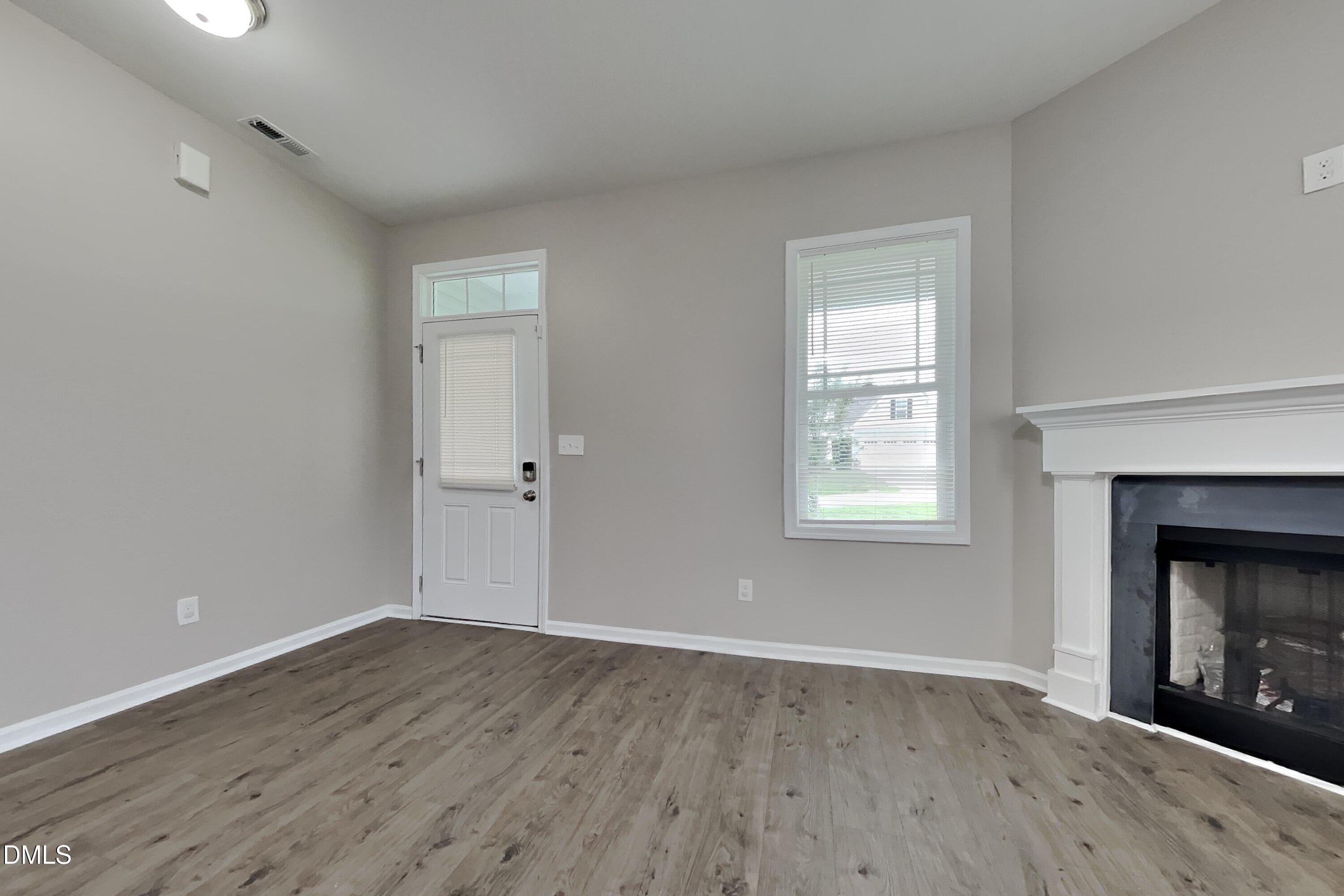 133 Jade Street Property Photo 3