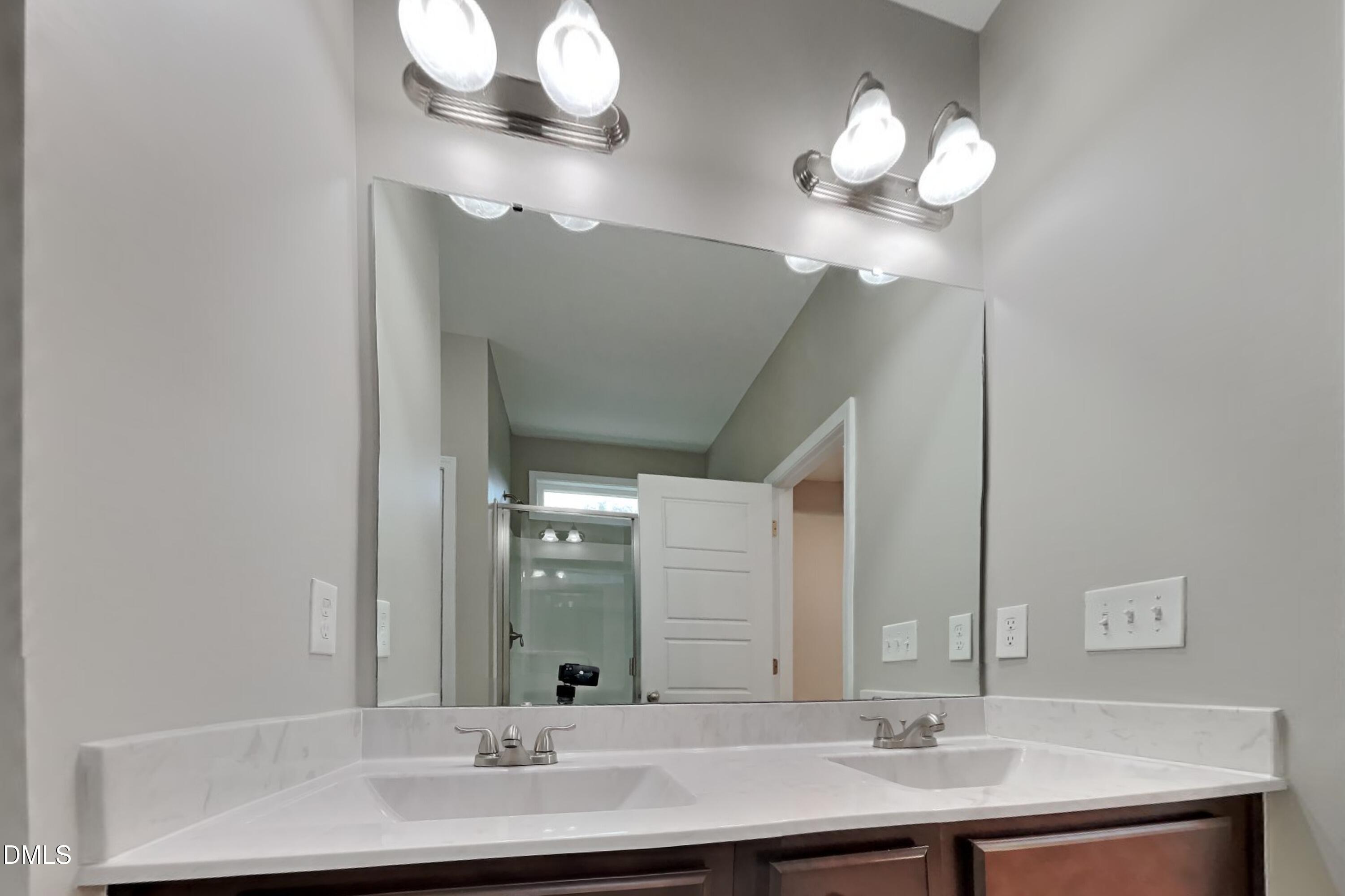 133 Jade Street Property Photo 7