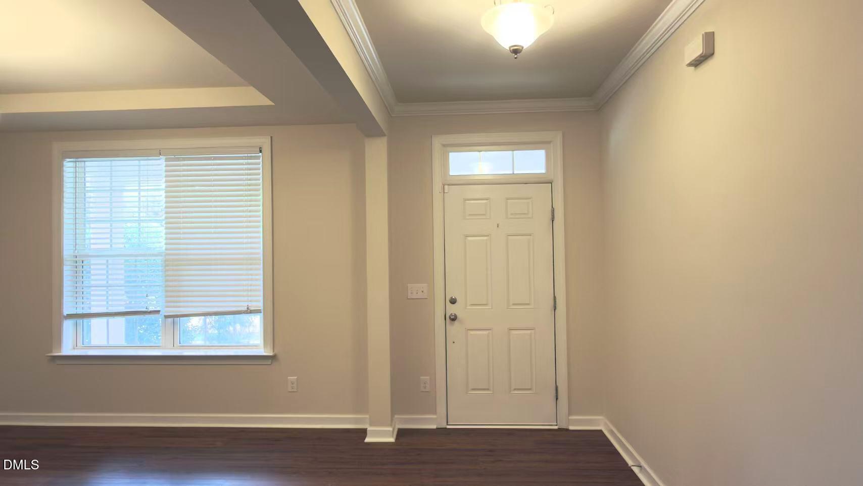 2059 Travern Drive Property Photo 3