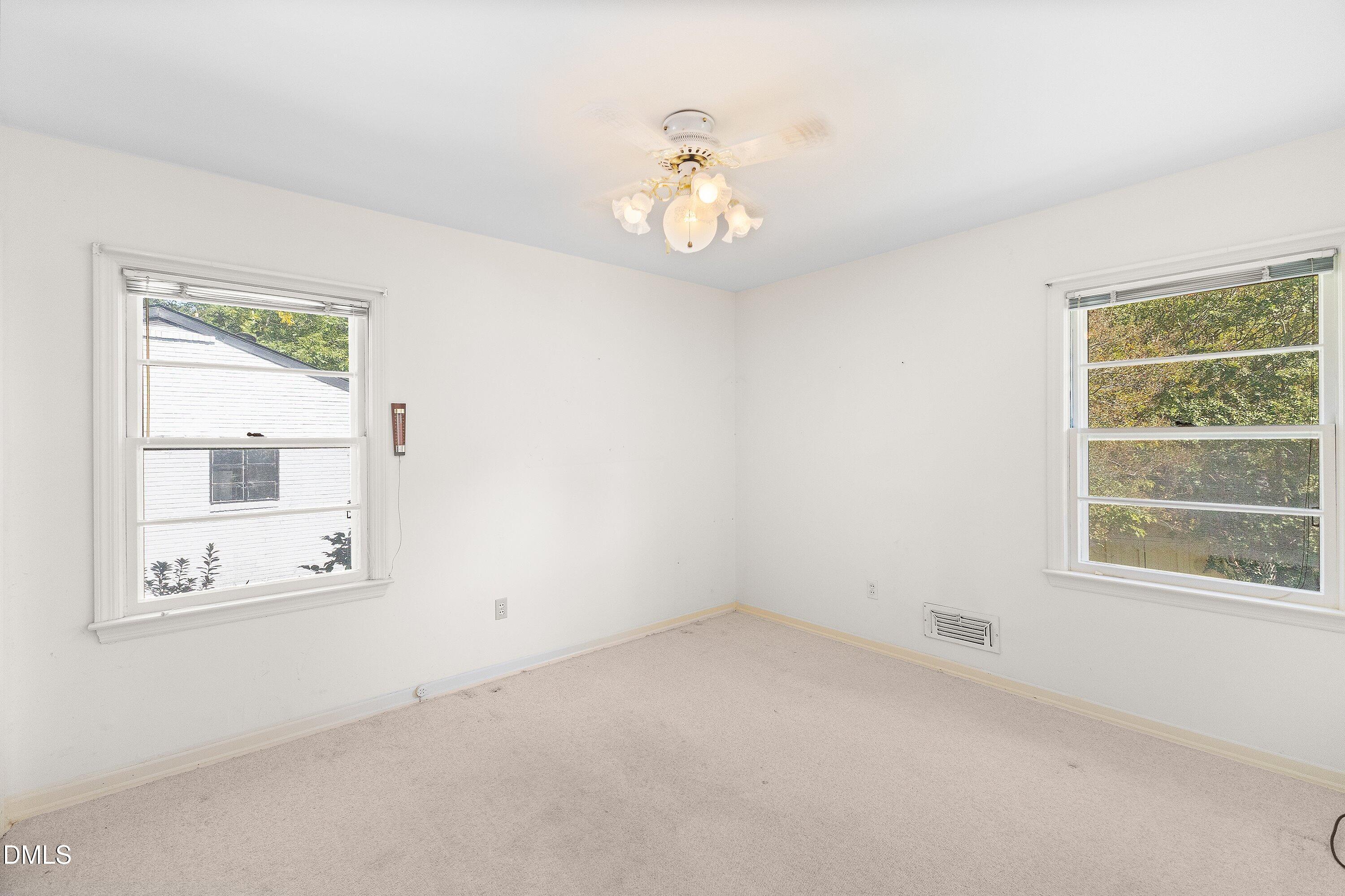 200 Avery Street Property Photo 17