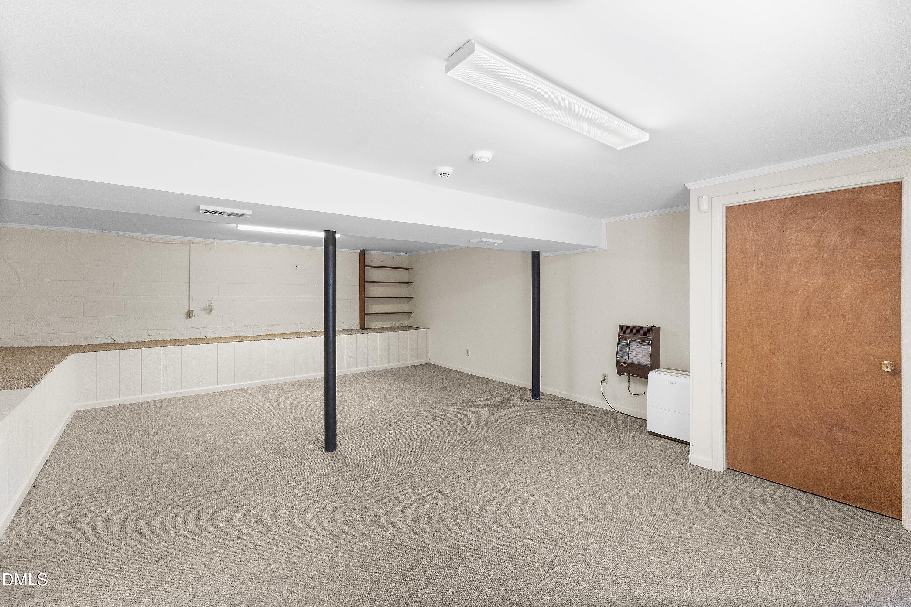 200 Avery Street Property Photo 19