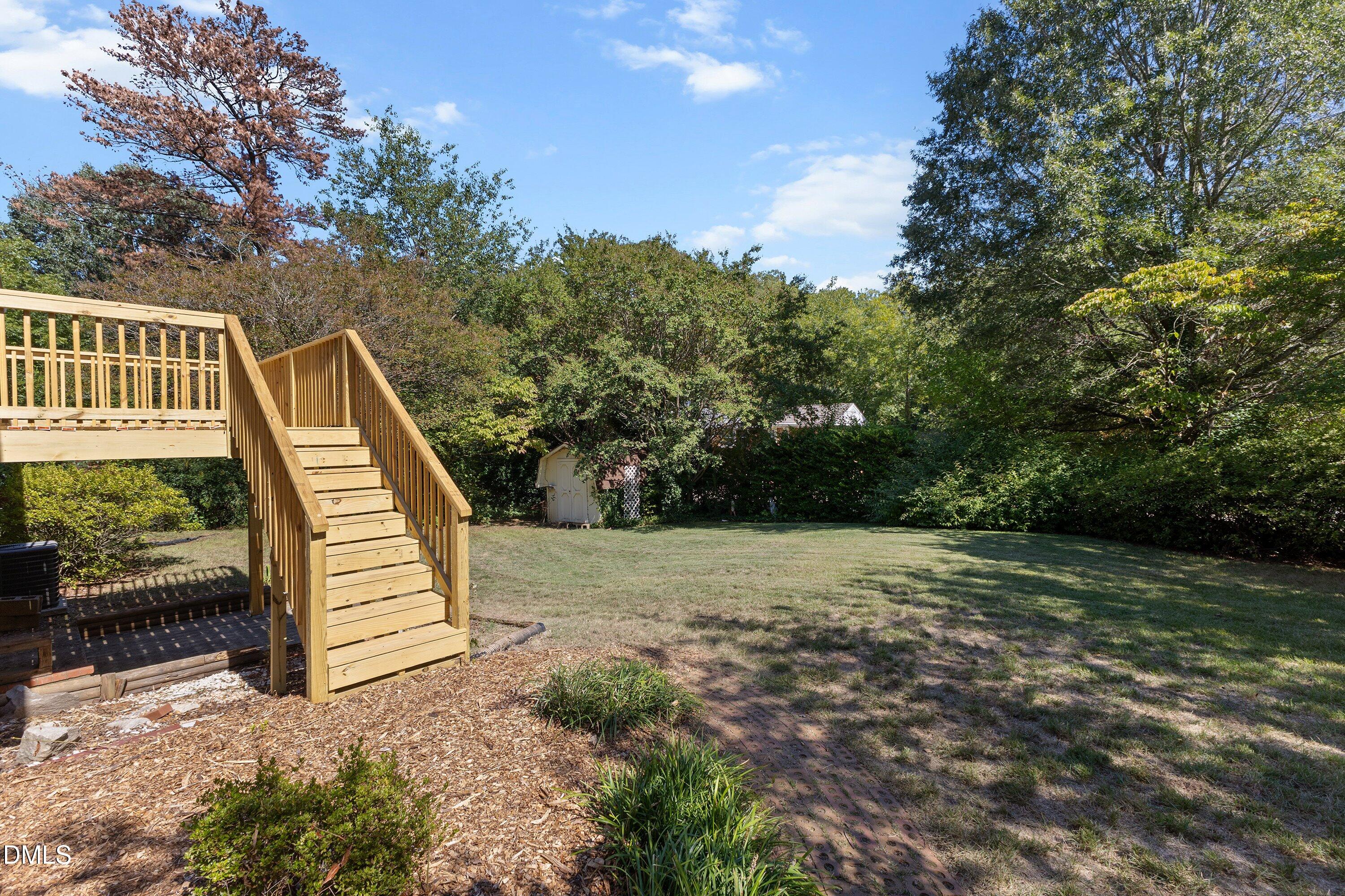 200 Avery Street Property Photo 28