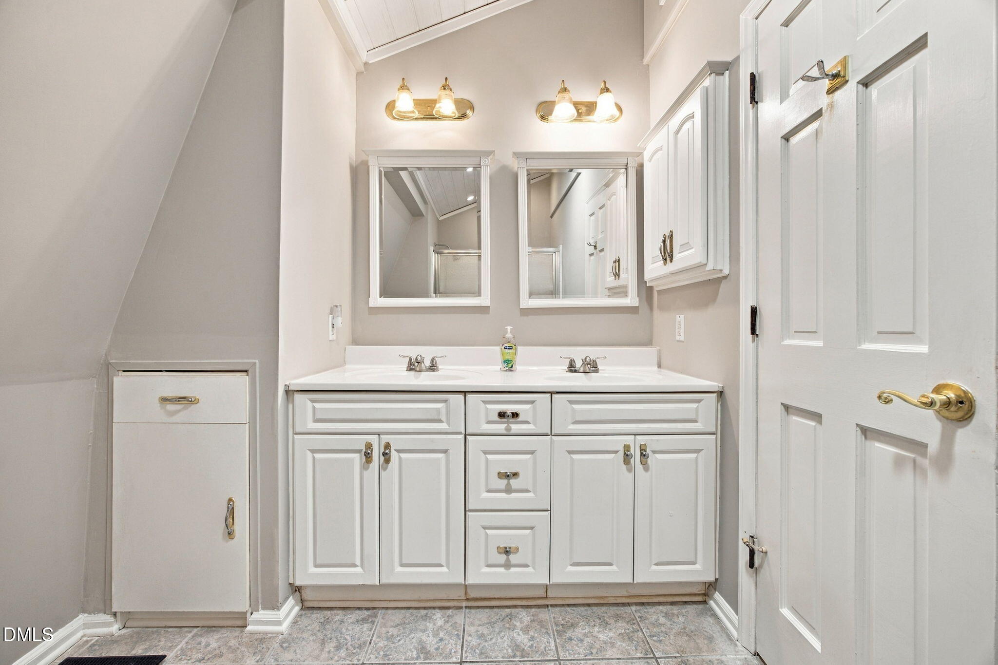 7914 Belgium Drive Property Photo 23