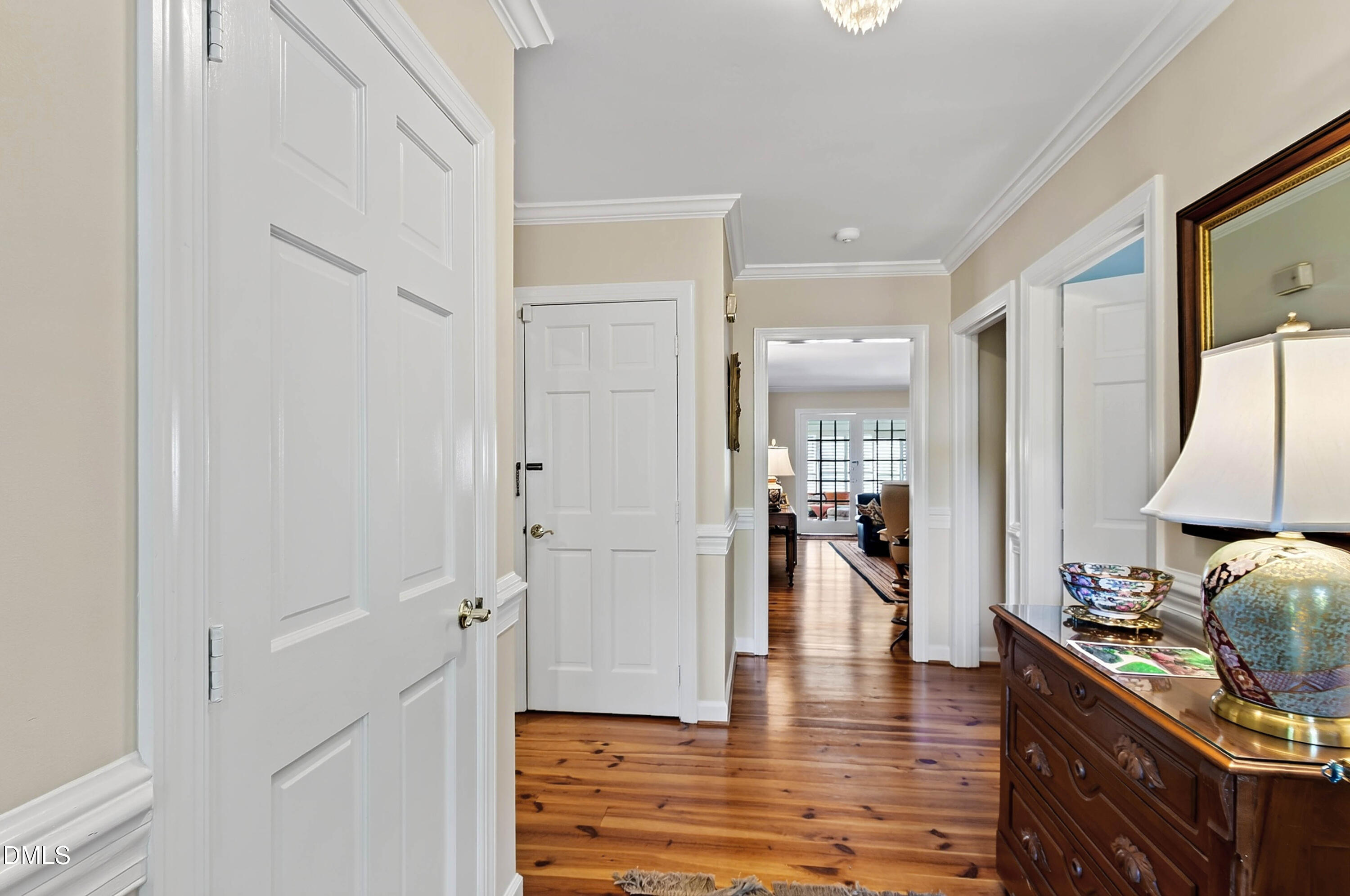 1002 Blenheim Drive Property Photo 4