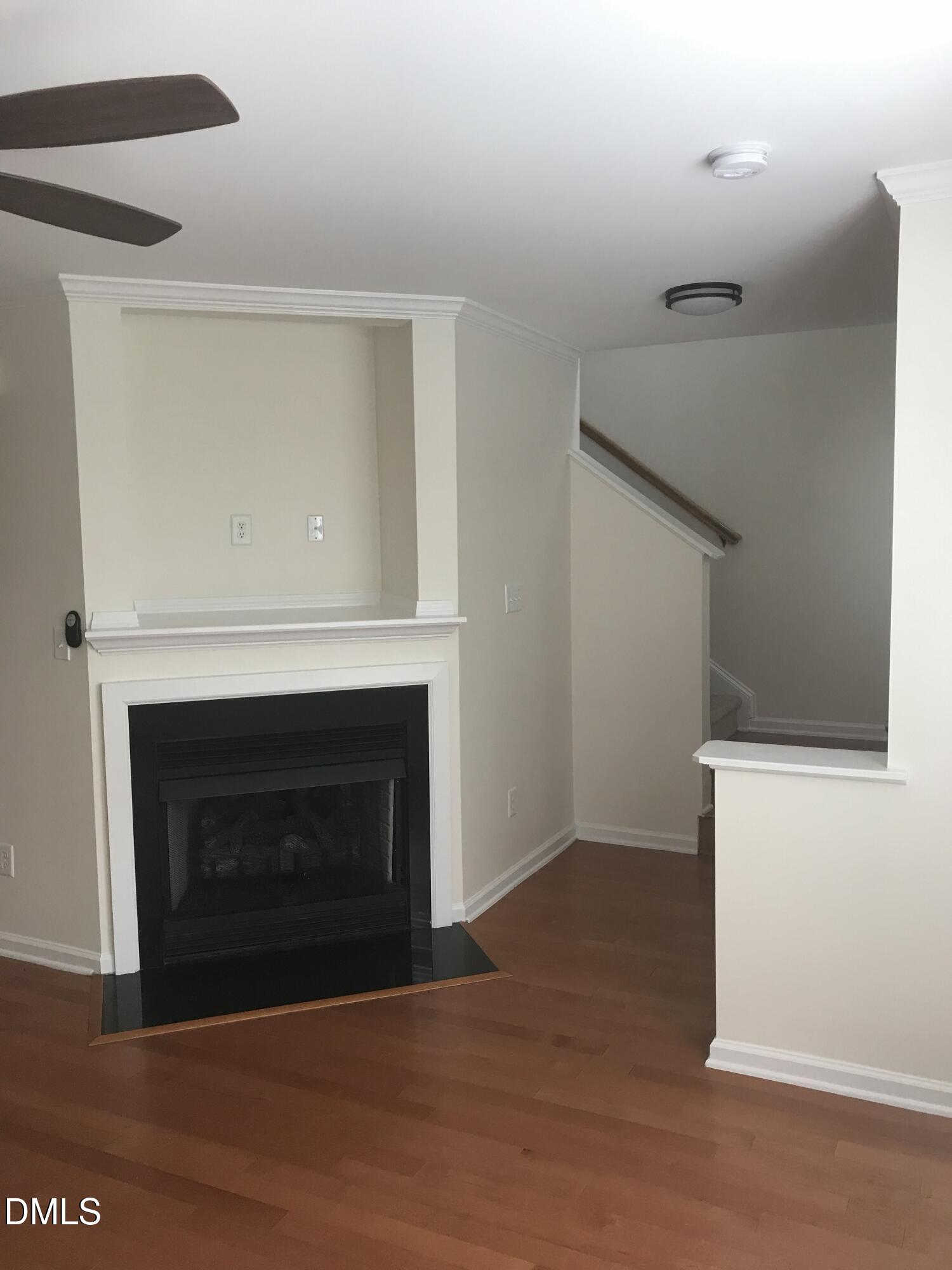 9807 Castain Drive Property Photo 3