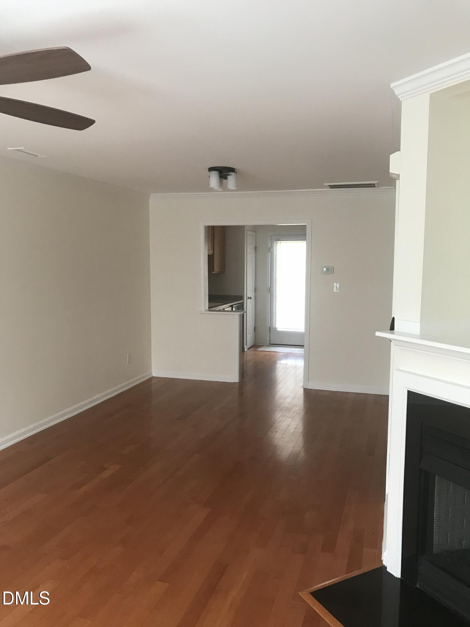 9807 Castain Drive Property Photo 8