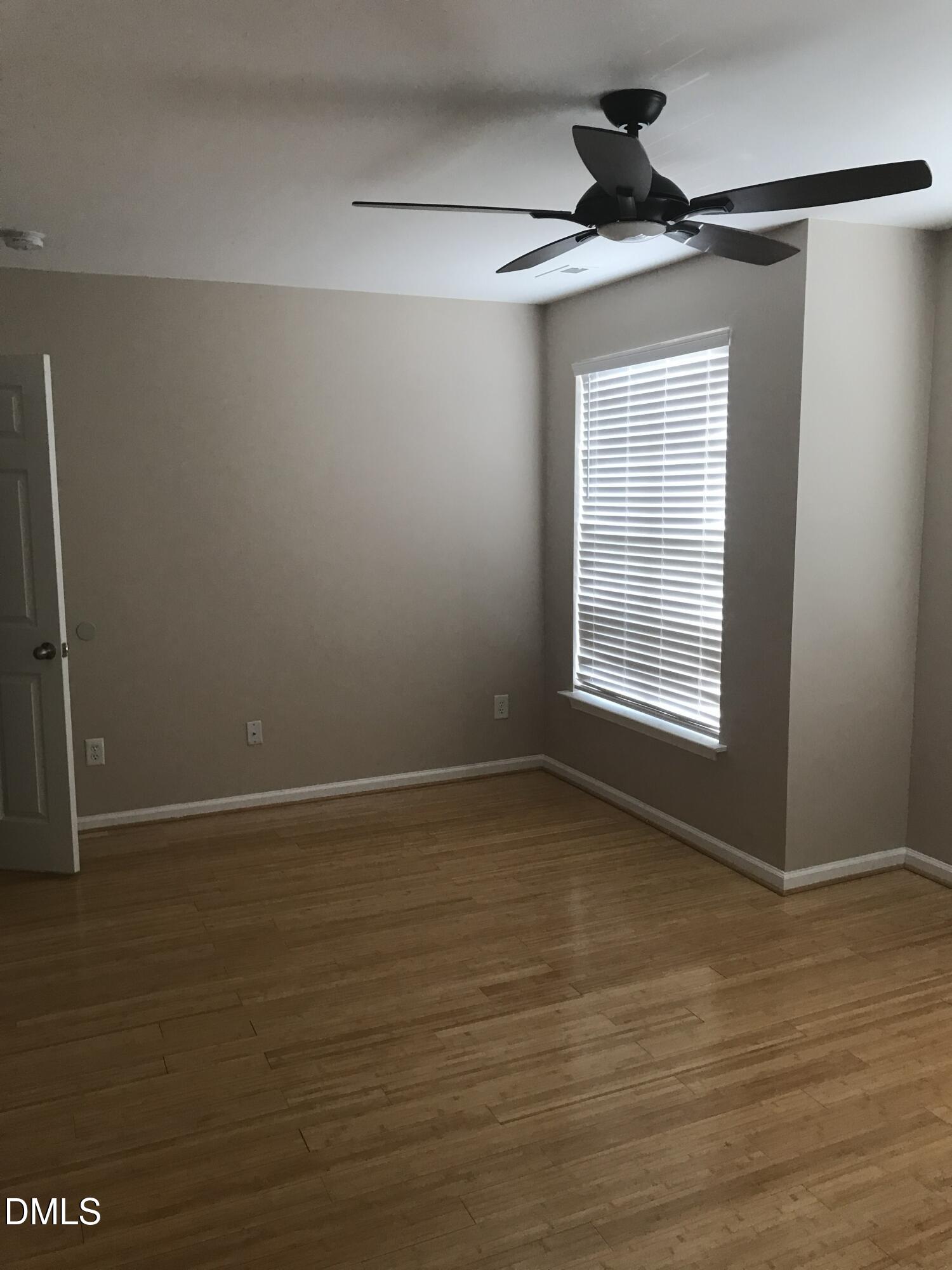 9807 Castain Drive Property Photo 13