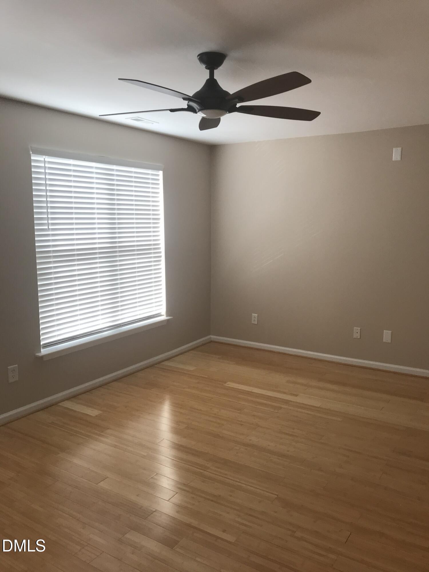 9807 Castain Drive Property Photo 14