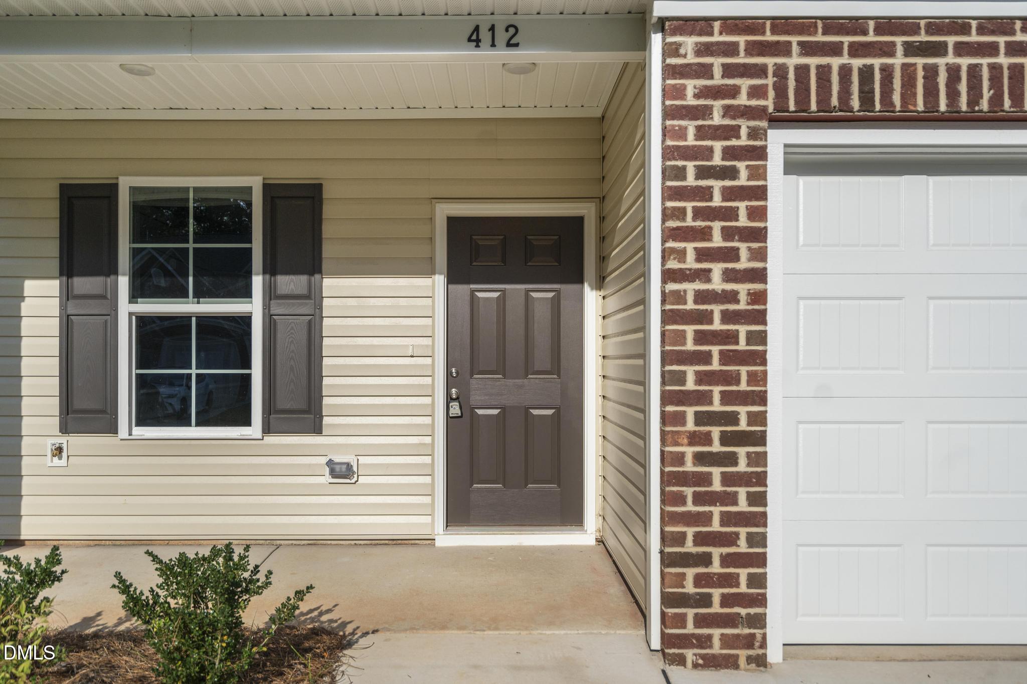 412 Meridian Crossing Property Photo 2