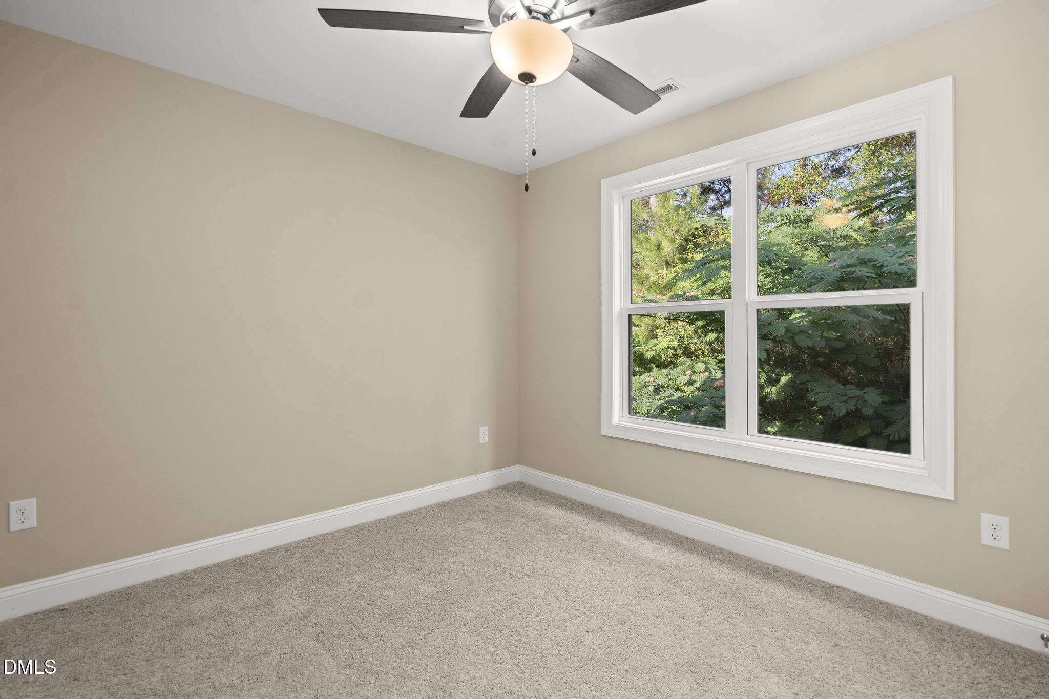 412 Meridian Crossing Property Photo 11