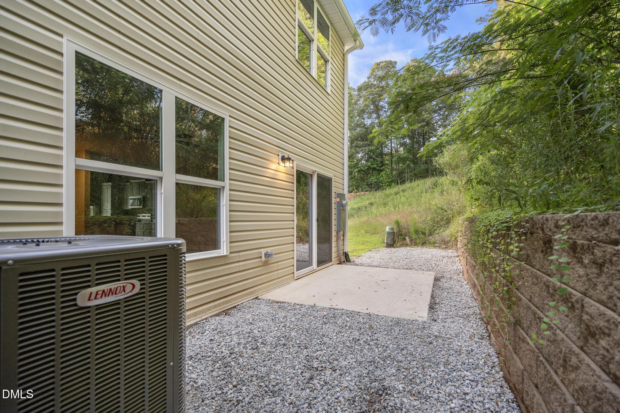 412 Meridian Crossing Property Photo 15