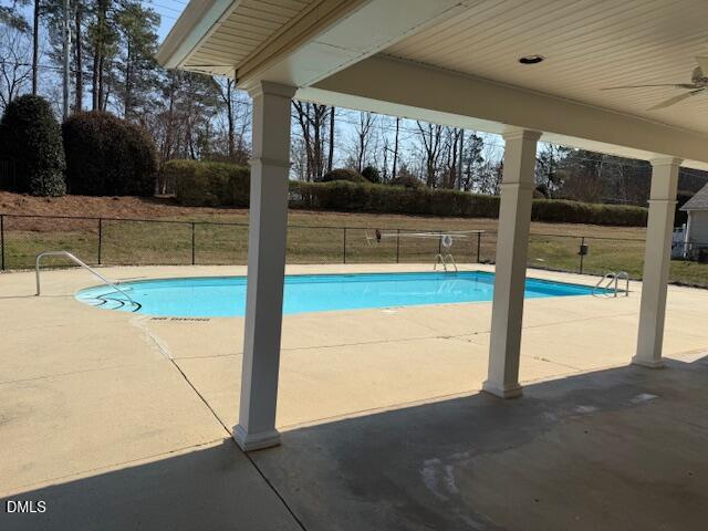 412 Meridian Crossing Property Photo 16