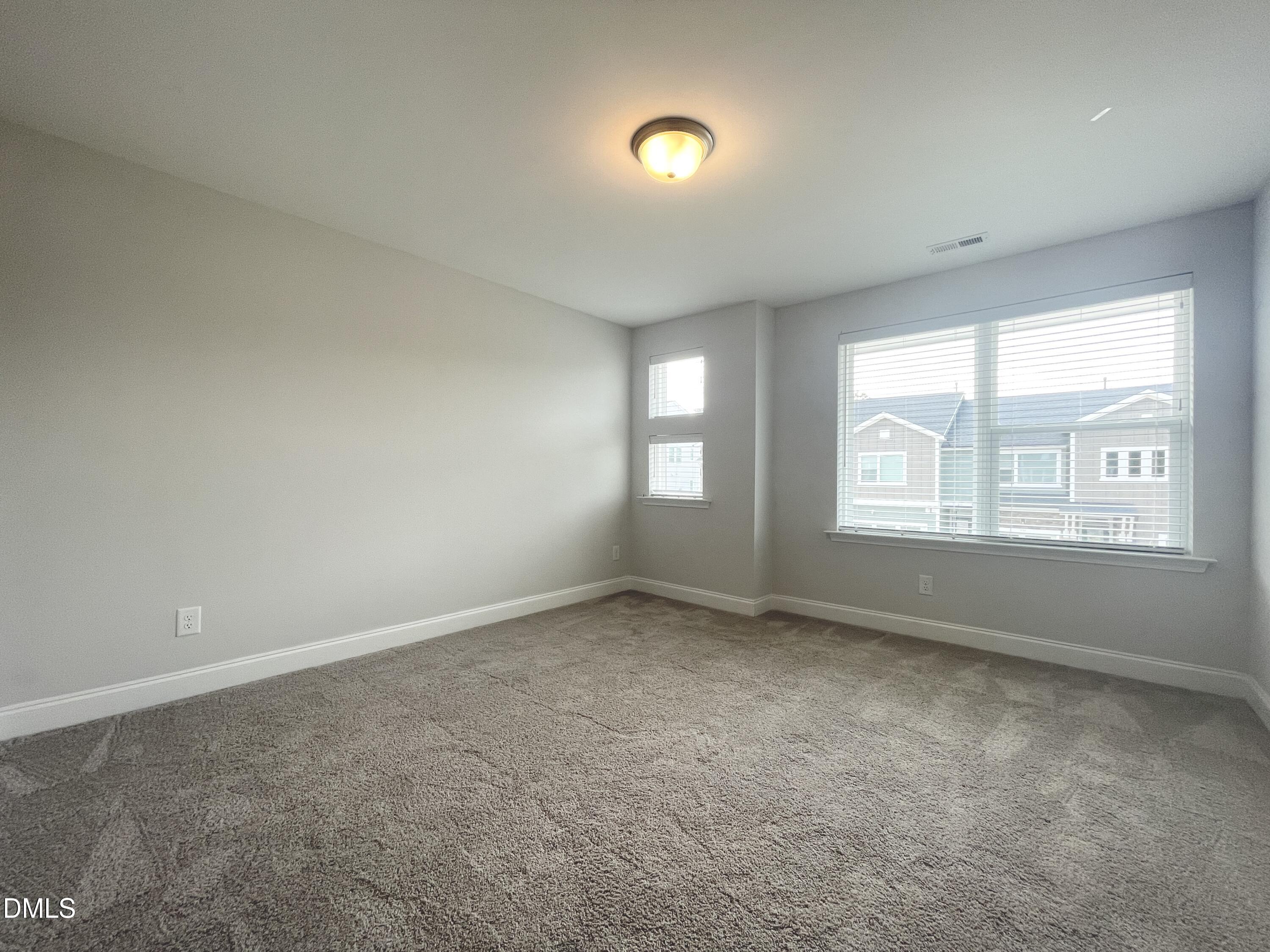 238 Deardom Way Property Photo 33