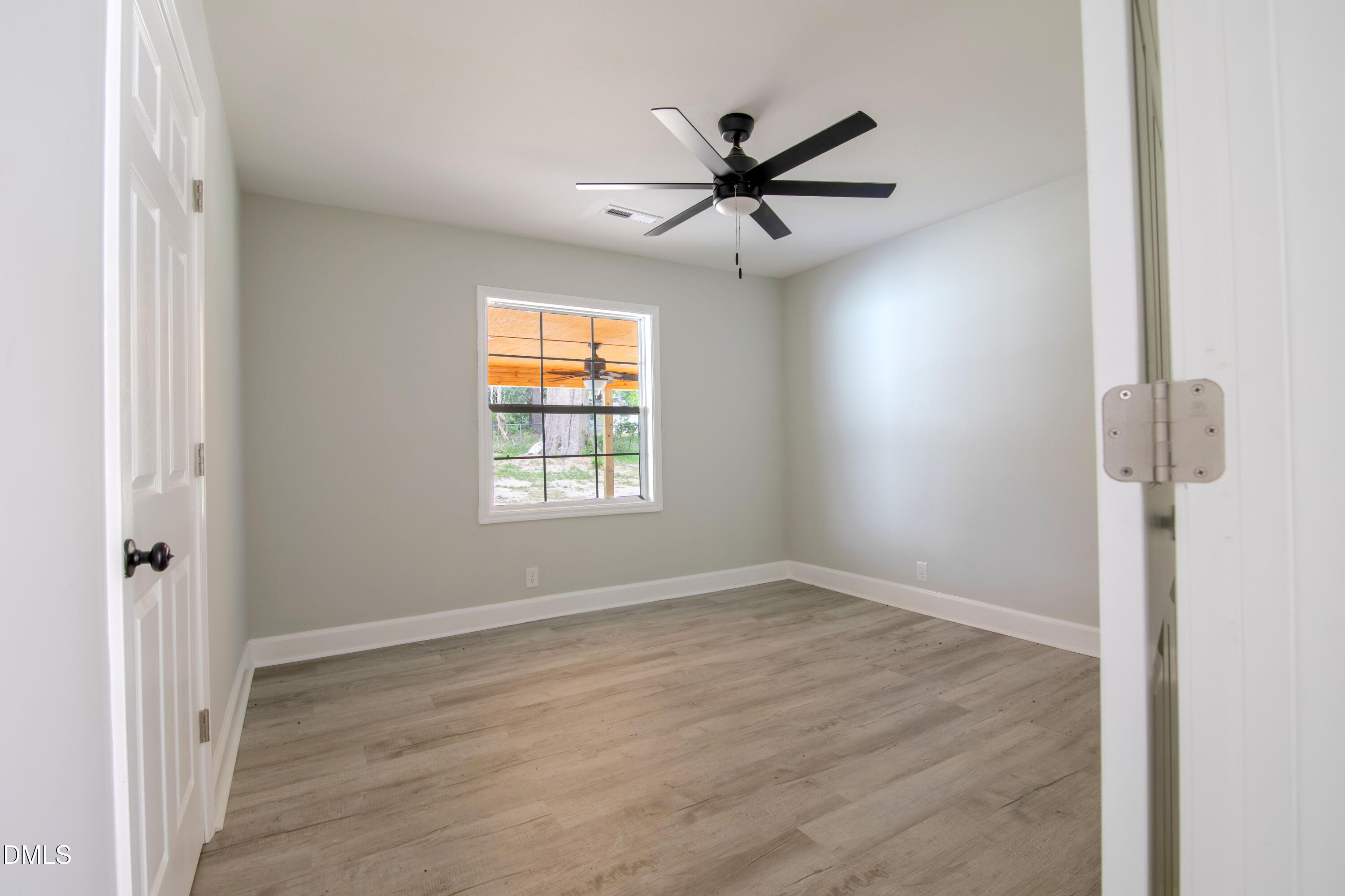 1302 Westwood Avenue W Property Photo 14