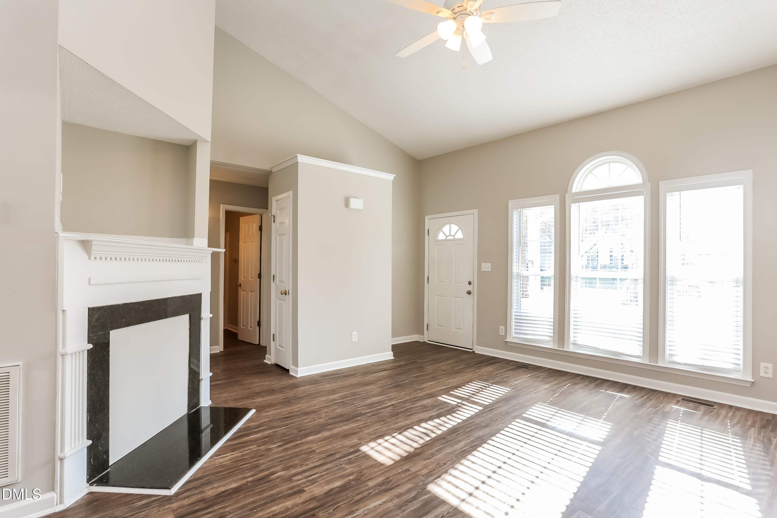 416 Aqua Marine Lane Property Photo 10