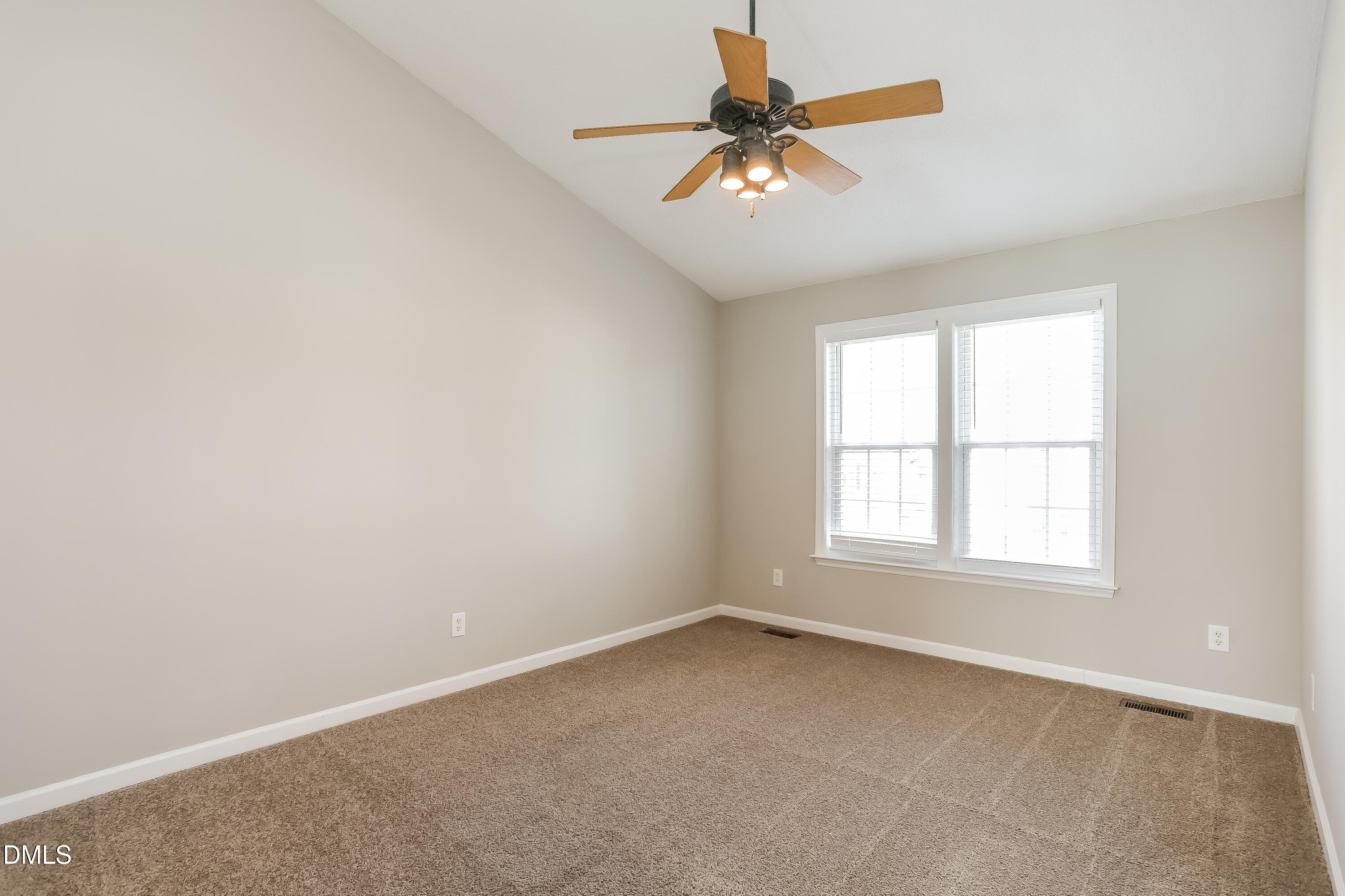416 Aqua Marine Lane Property Photo 14