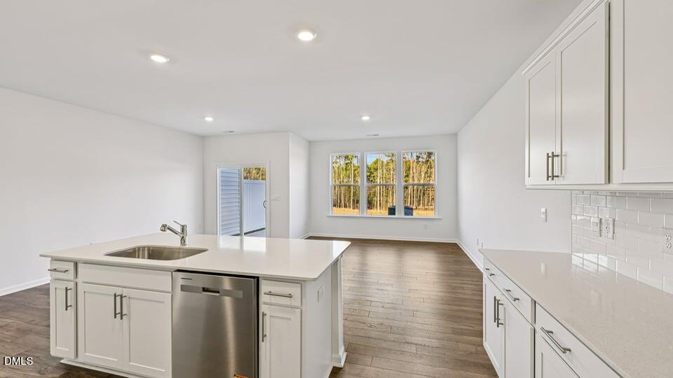 7450 Eden Bush Drive Property Photo 6