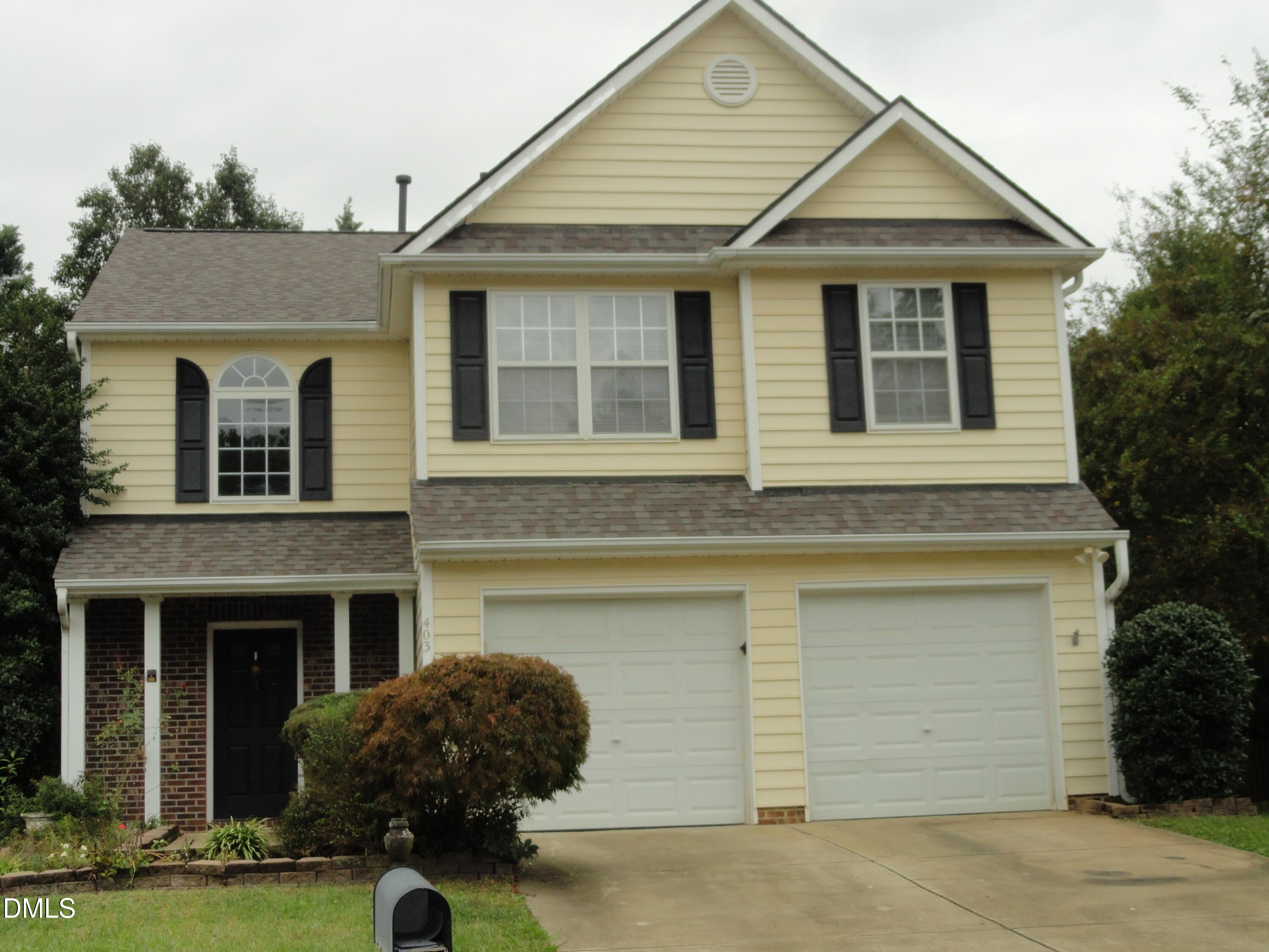 403 Stonecreek Drive Property Photo 1