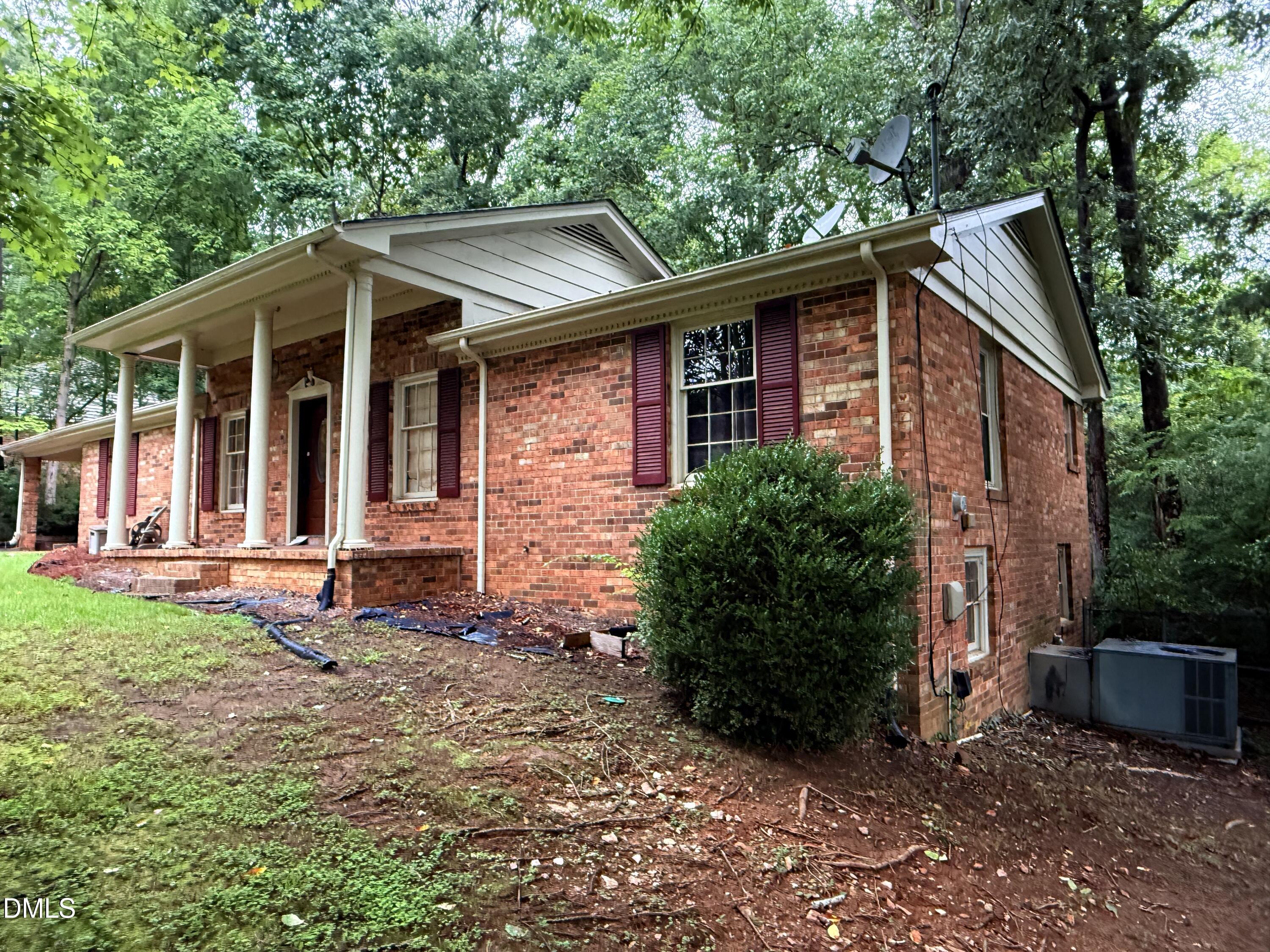 6817 W Lake Anne Drive Property Photo 3