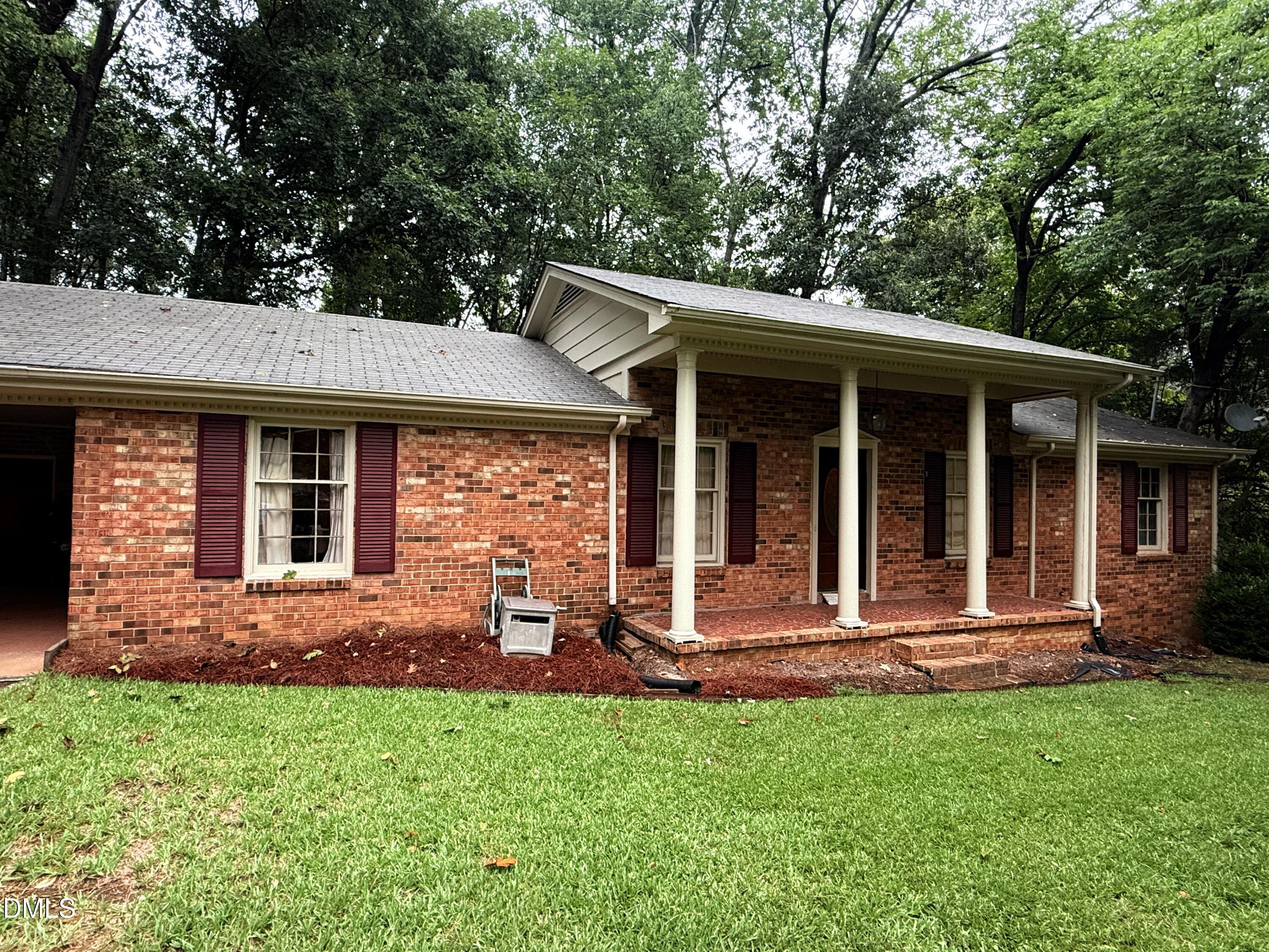 6817 W Lake Anne Drive Property Photo 5