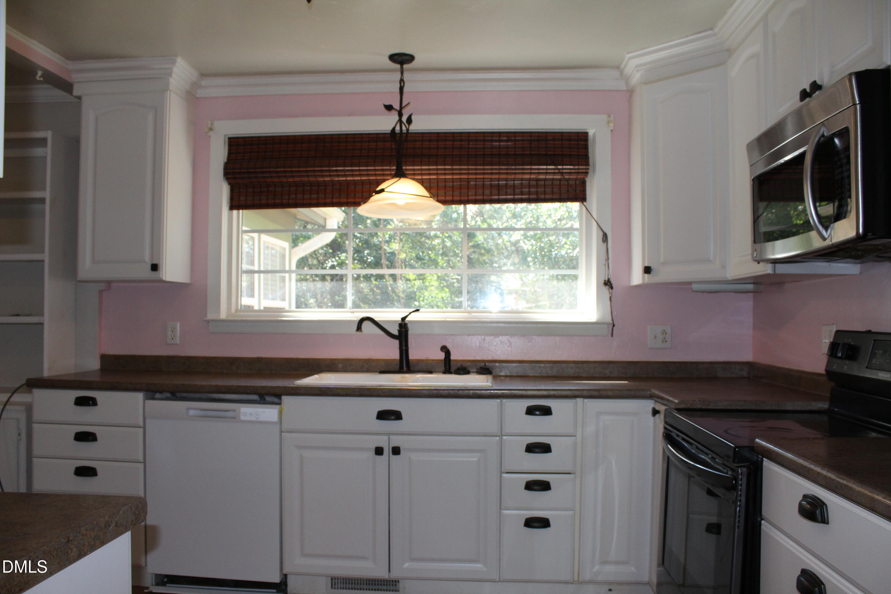 102 Gainey Drive Property Photo 5