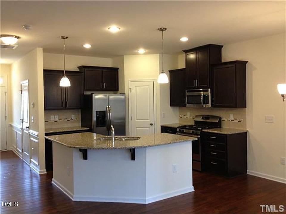 738 Treviso Lane Property Photo 12