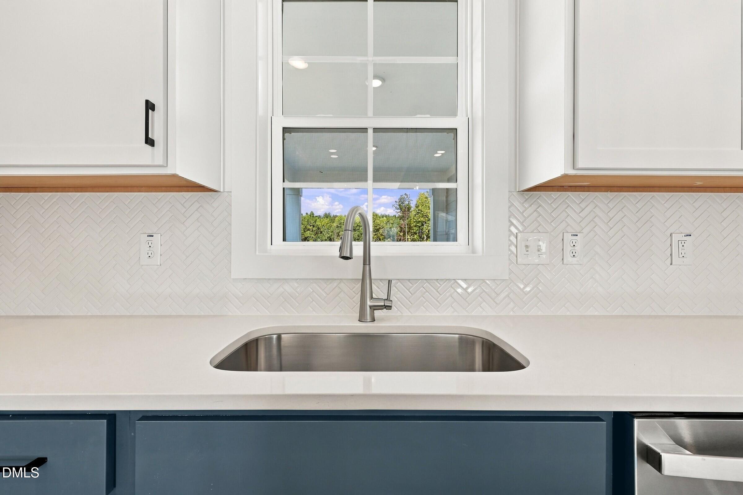 764 Lunar Light Drive Property Photo 8