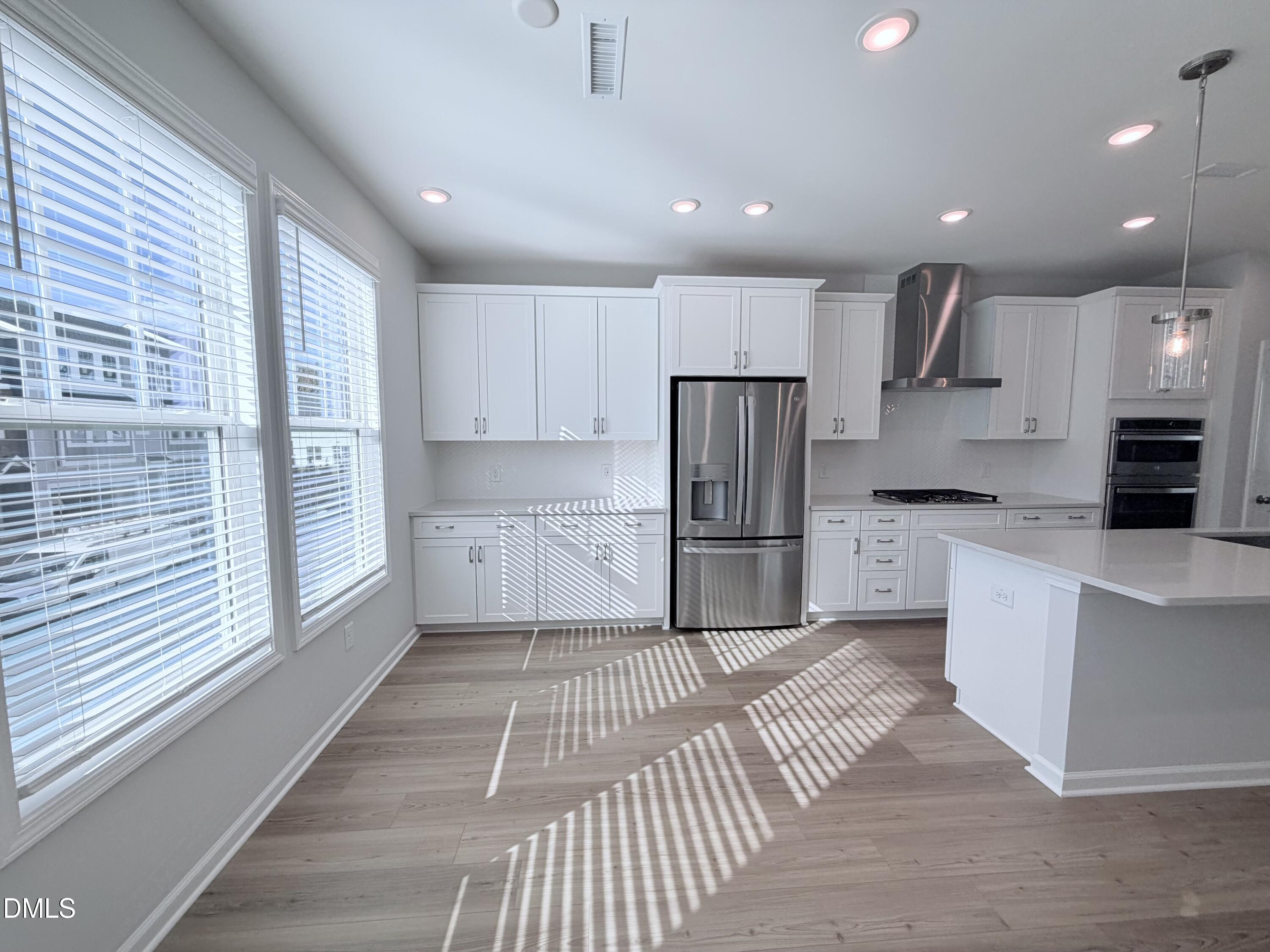 9045 Hazy Jade Way Property Photo 2