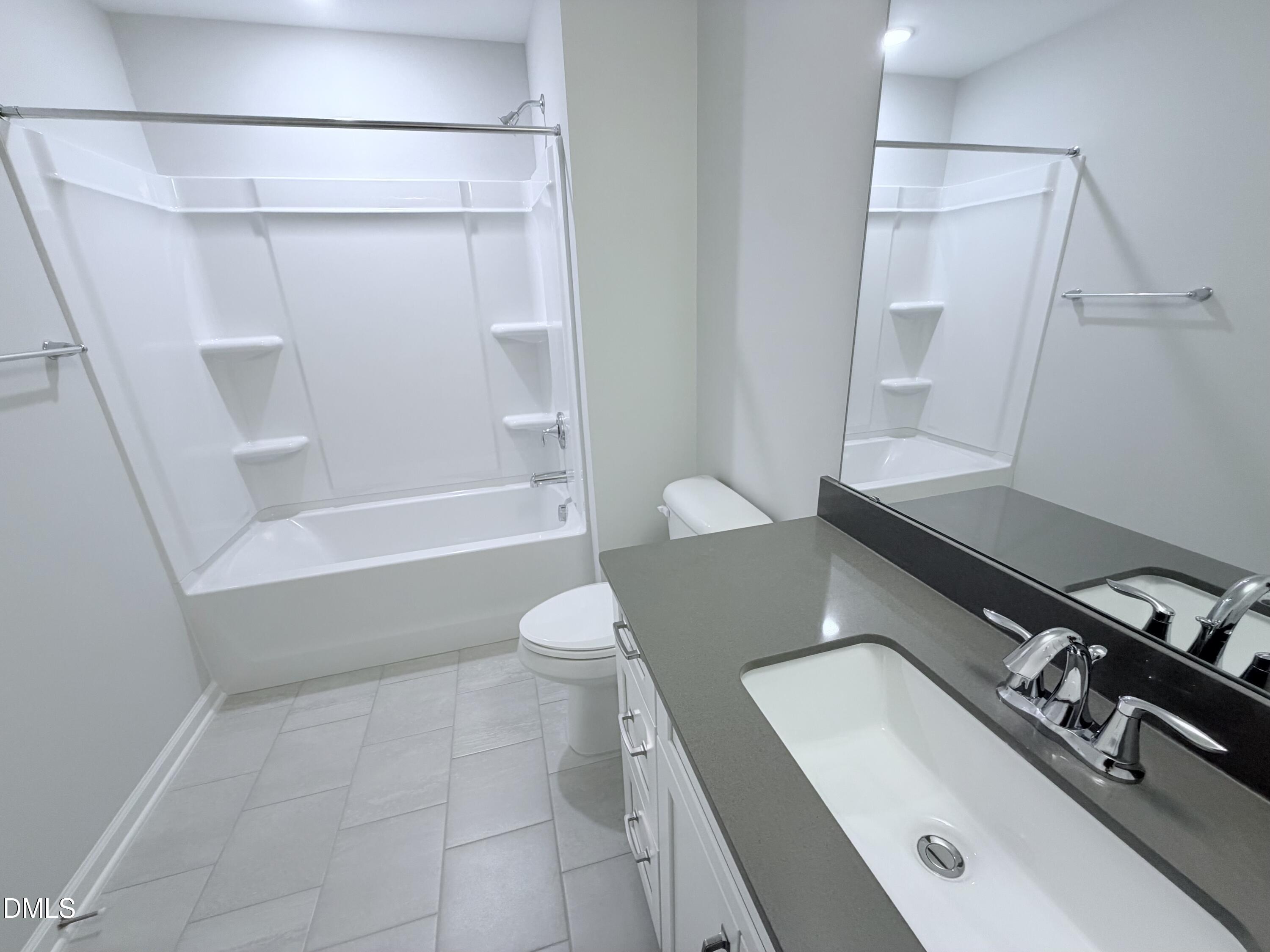 9045 Hazy Jade Way Property Photo 11