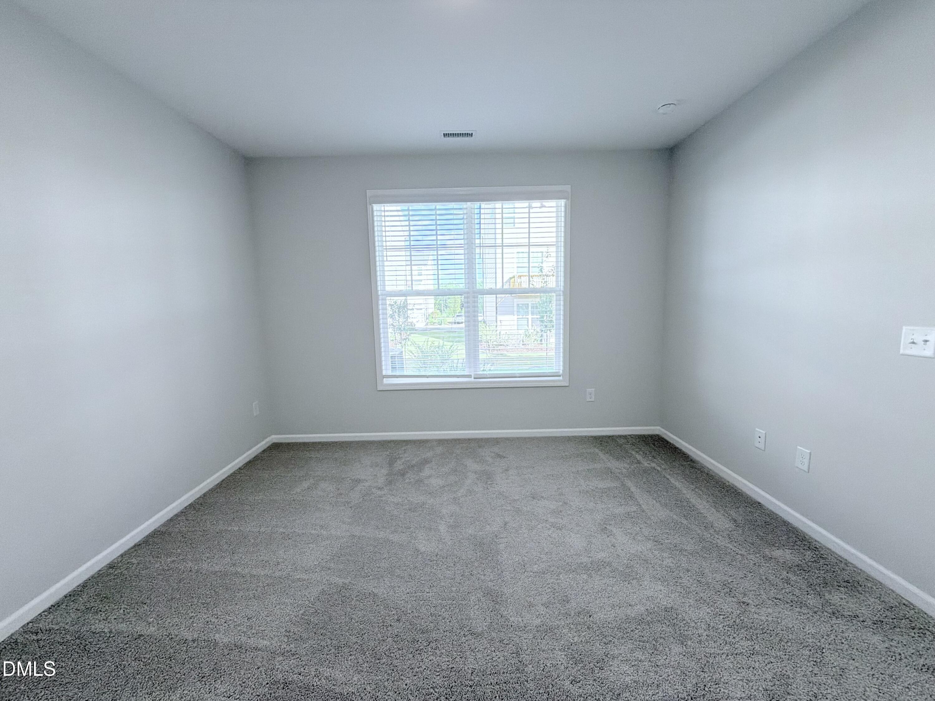 9045 Hazy Jade Way Property Photo 15