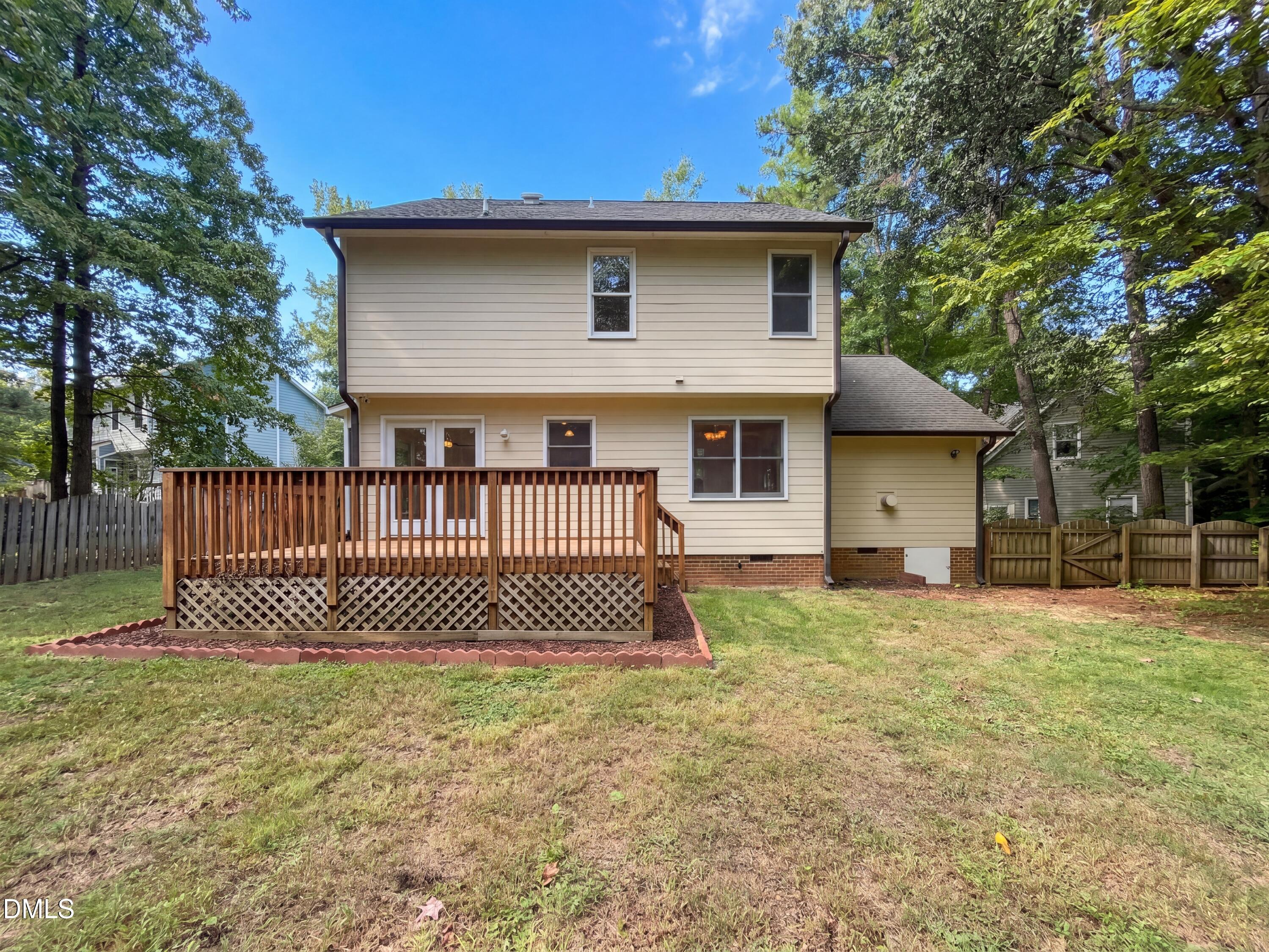 8 Big Bluff Place Property Photo 5