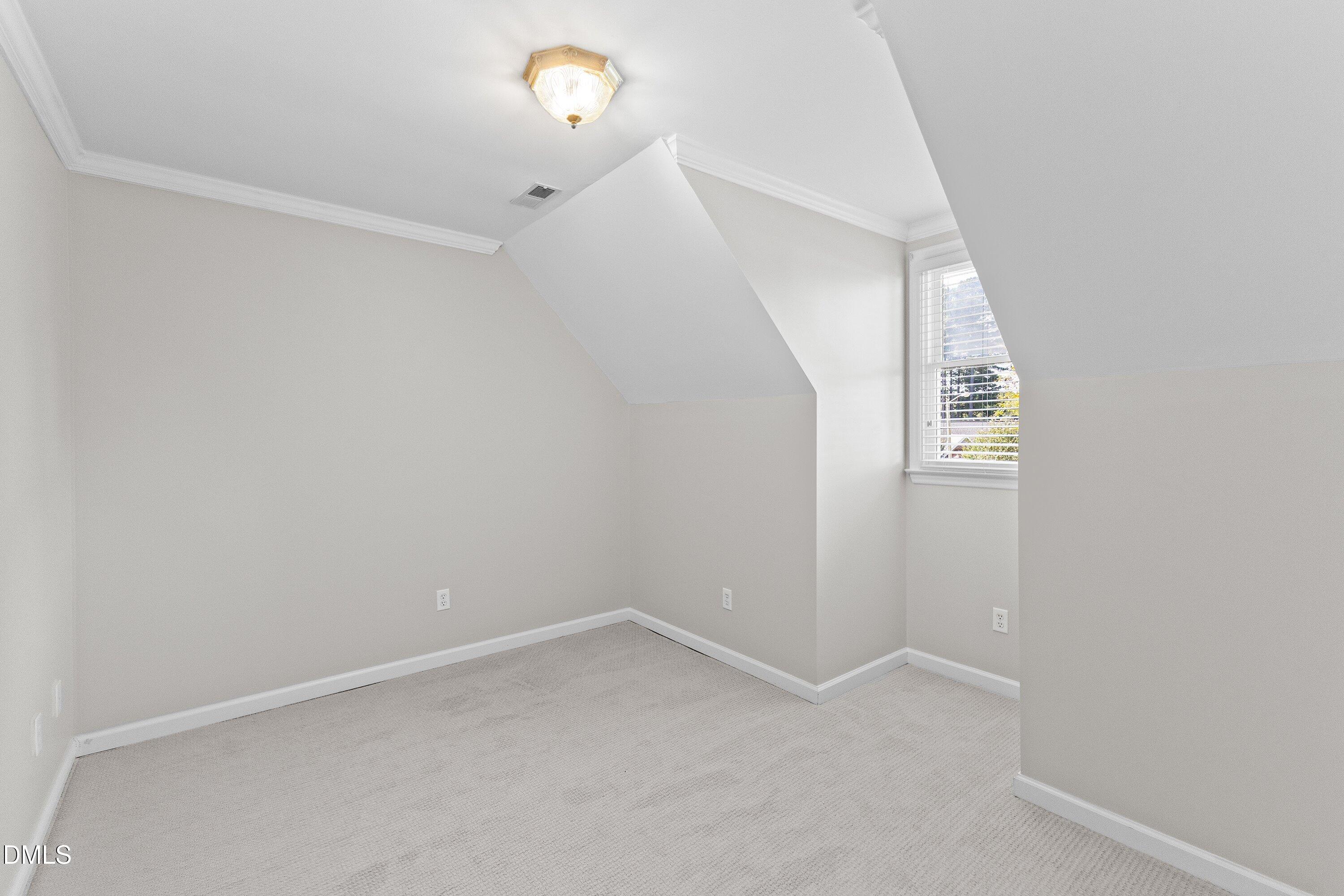 5 Kentwood Drive Property Photo 35