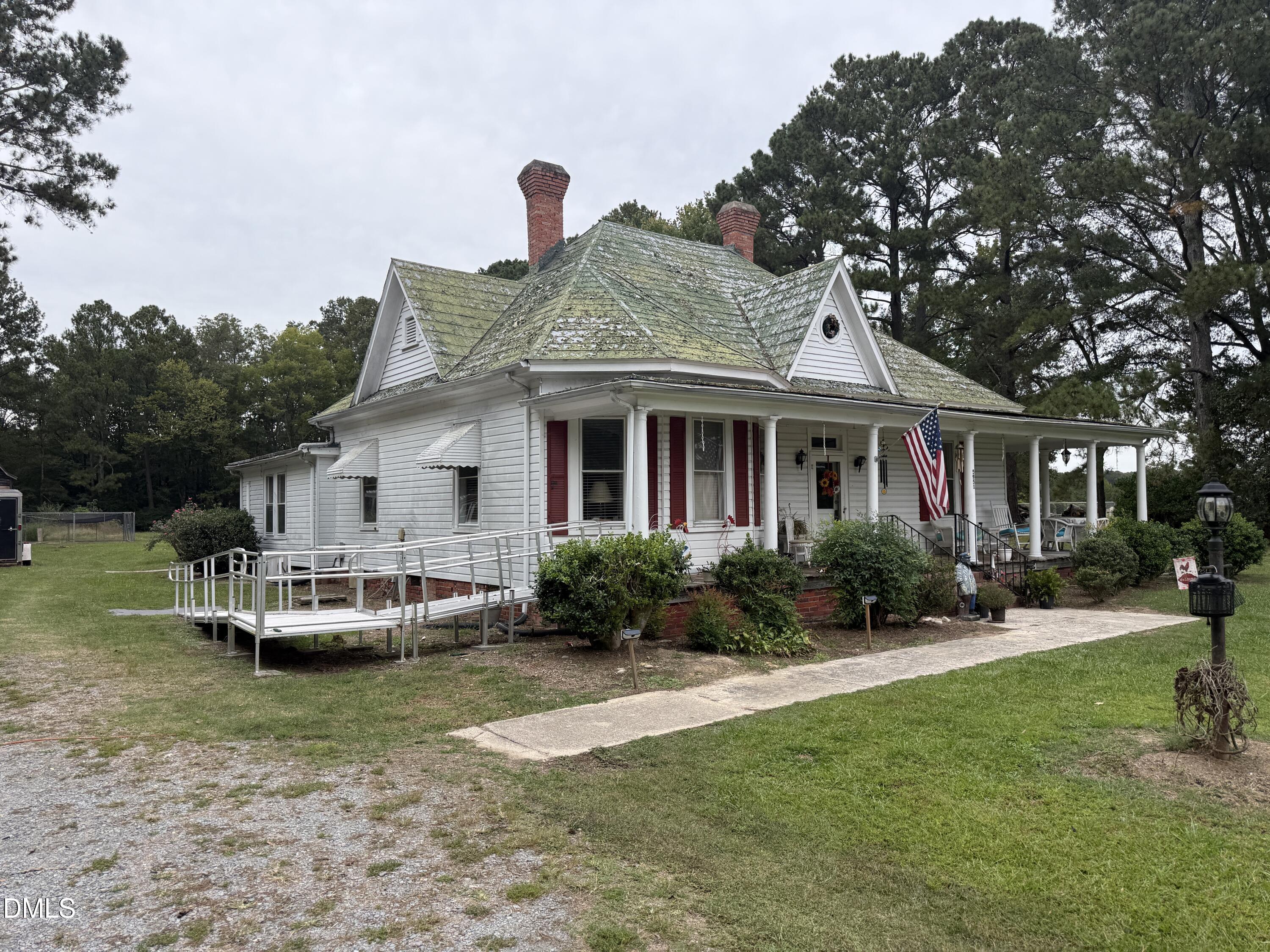 5951 Us-258 Property Photo 1