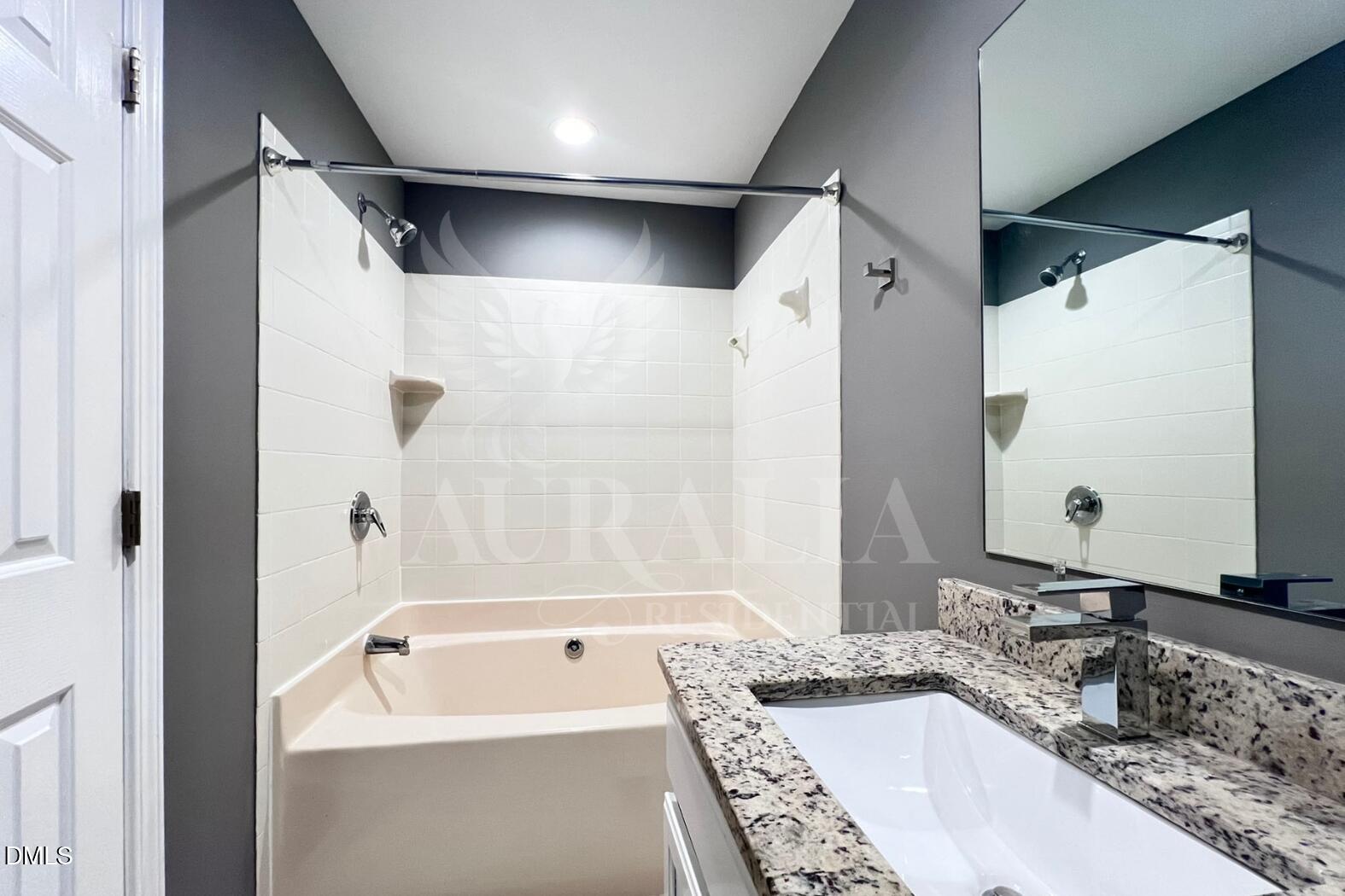 131 New Kent Place Property Photo 28