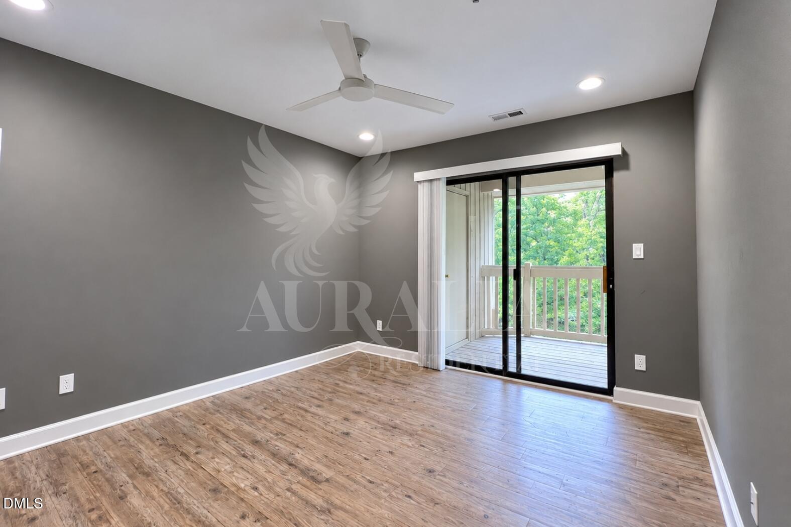 131 New Kent Place Property Photo 30