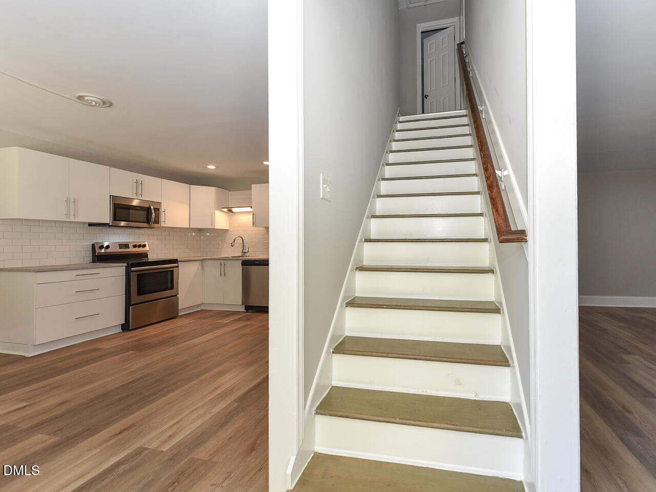 225 Douglas Street C Property Photo 7