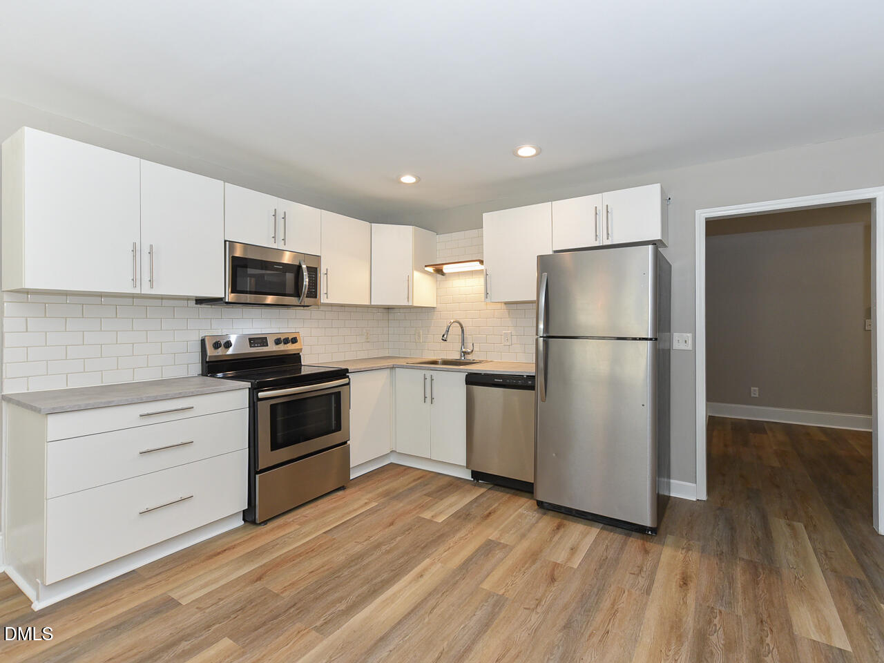 225 Douglas Street C Property Photo 8