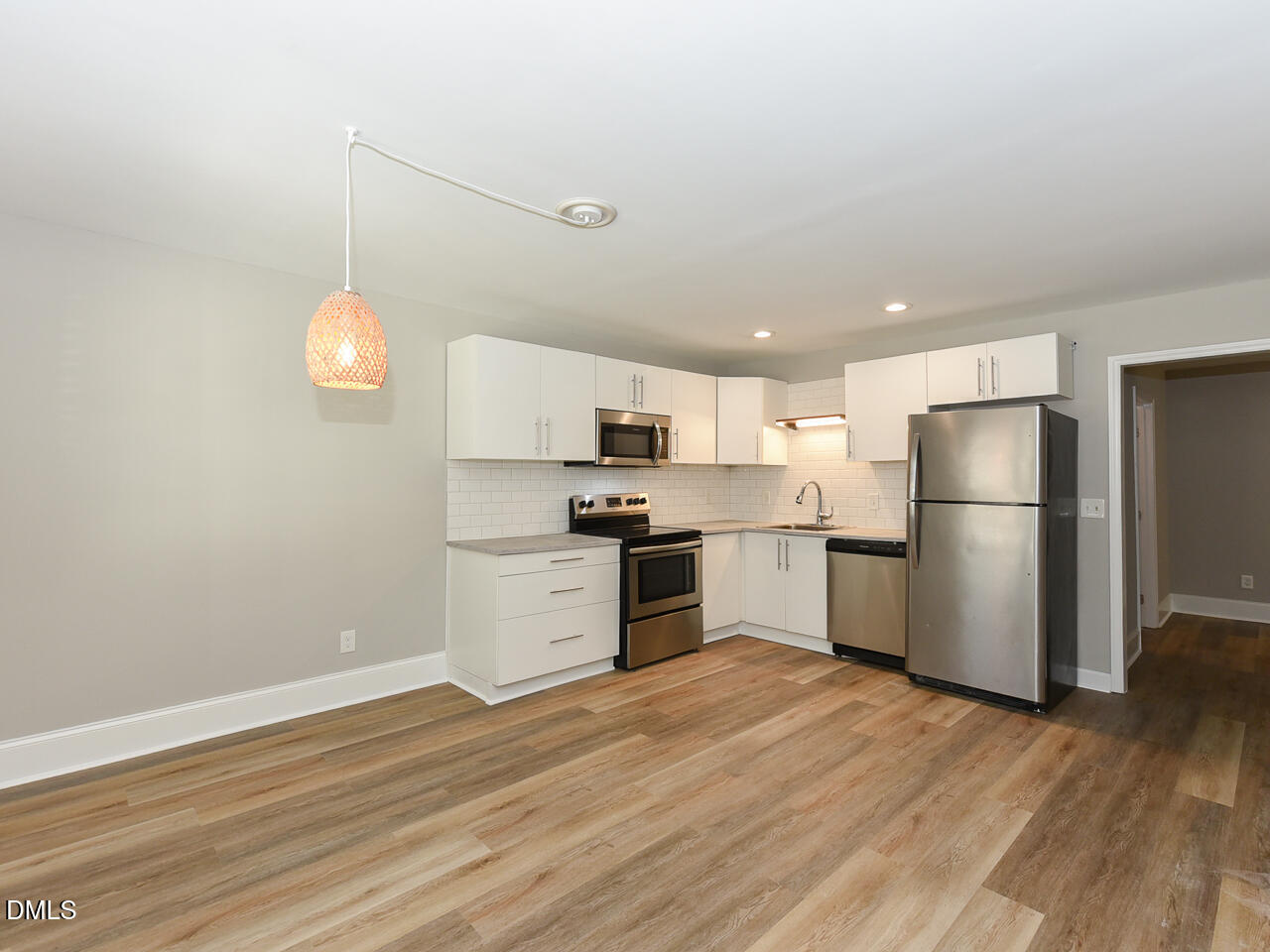 225 Douglas Street C Property Photo 9