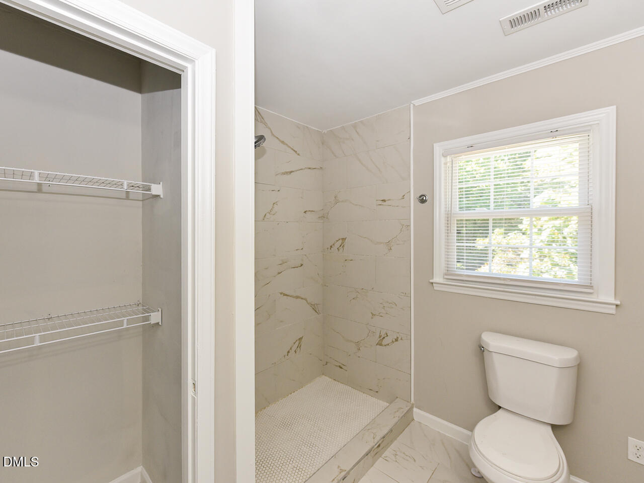 225 Douglas Street C Property Photo 19