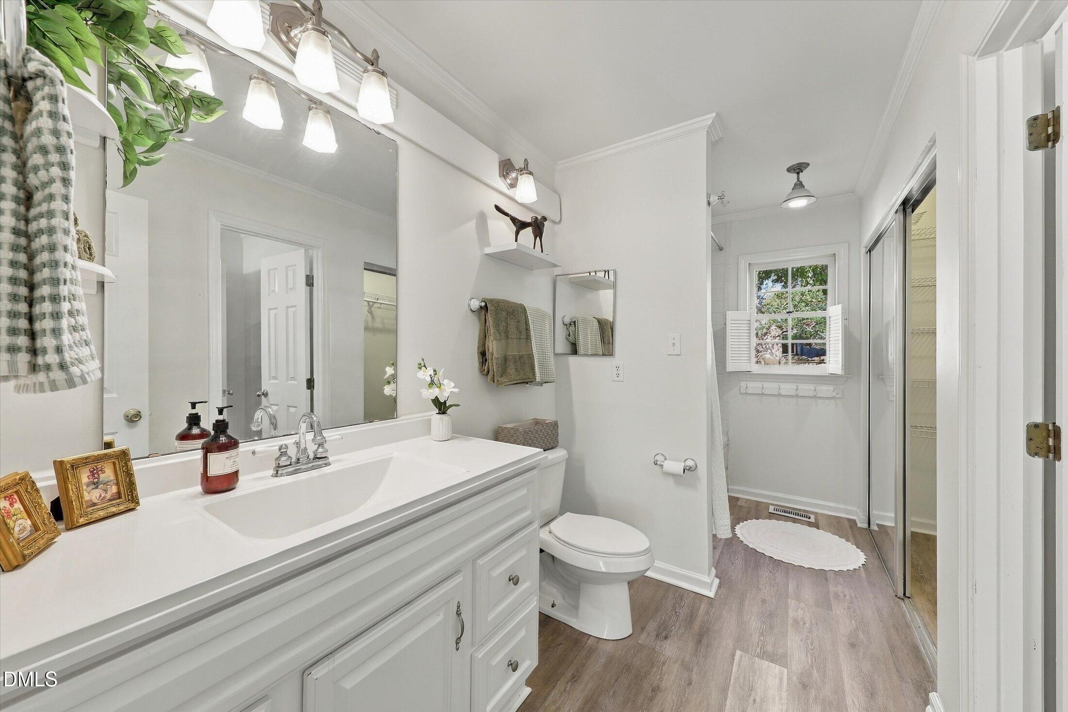 106 Ethans Glen Court Property Photo 14