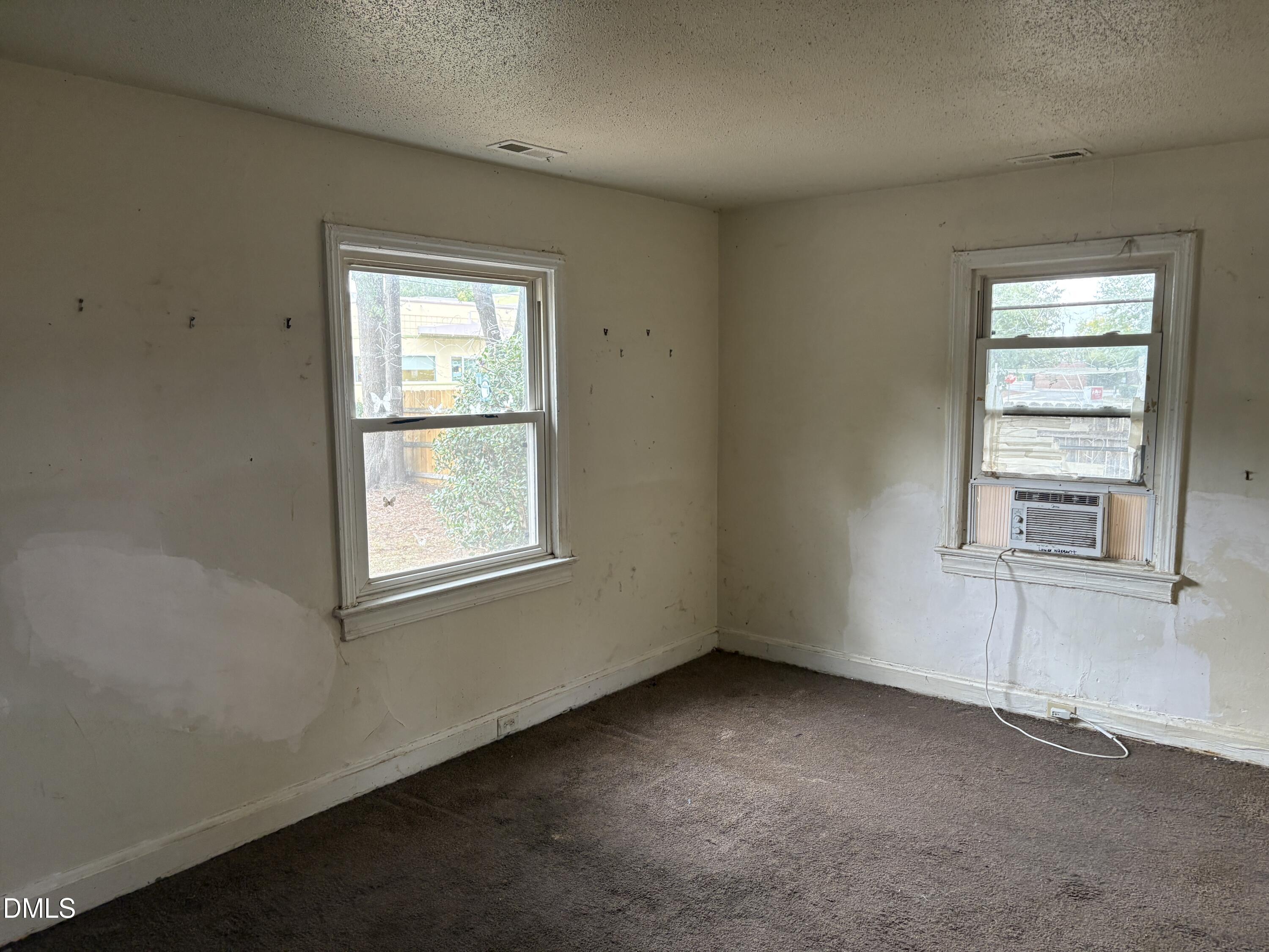 116 Higbee Street Property Photo 5