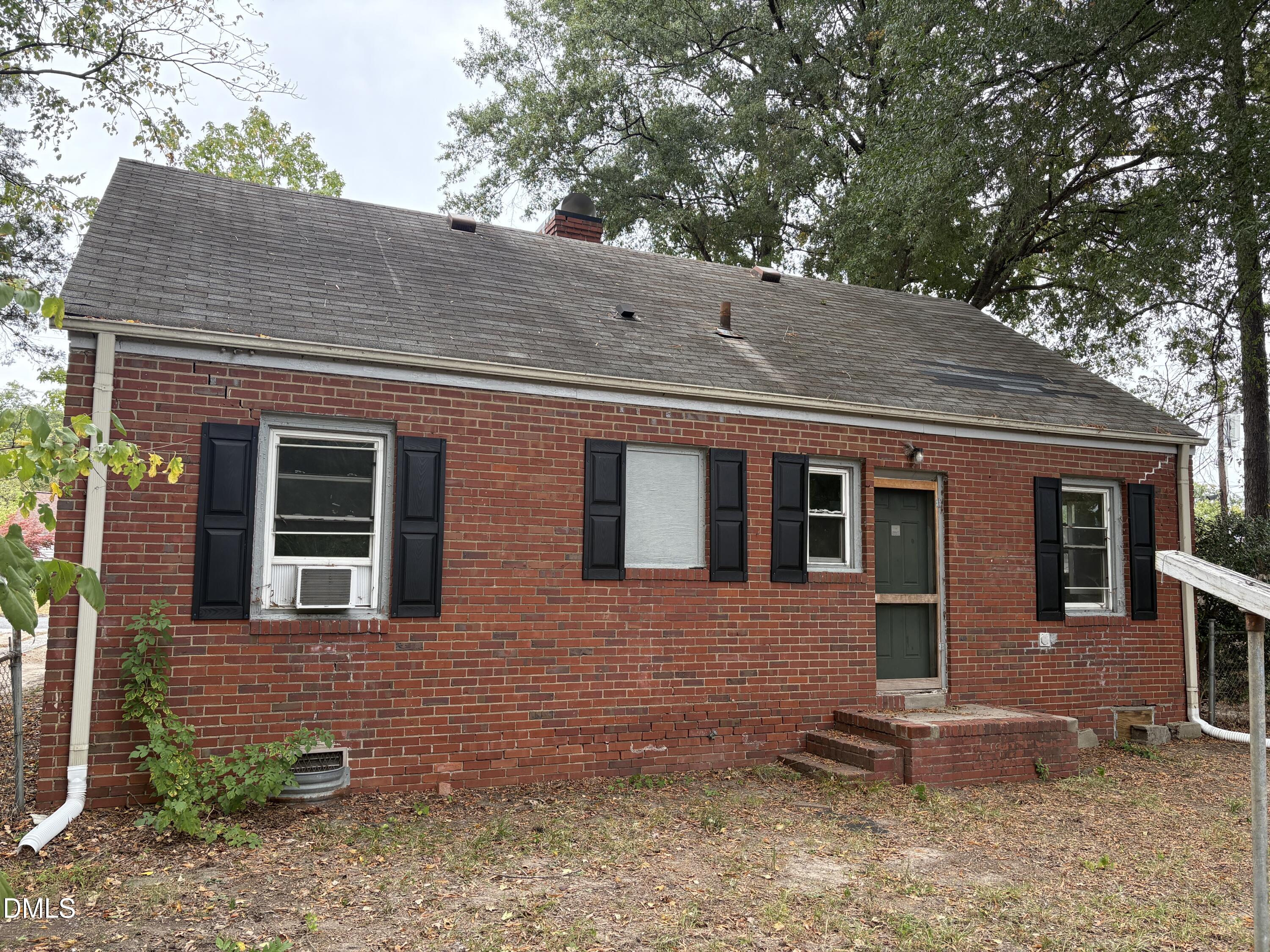 116 Higbee Street Property Photo 14