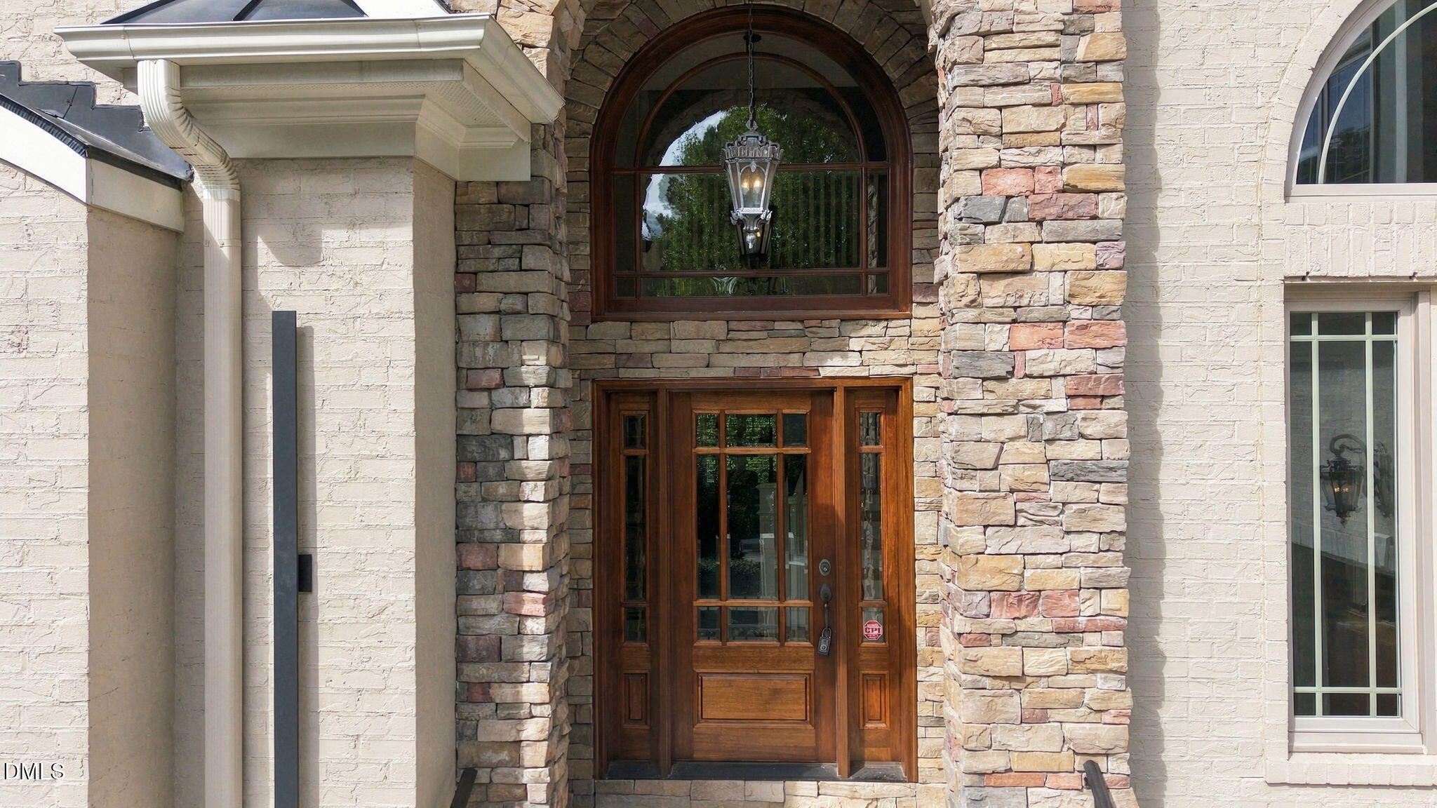 3342 Lake Boone Trail Property Photo 5