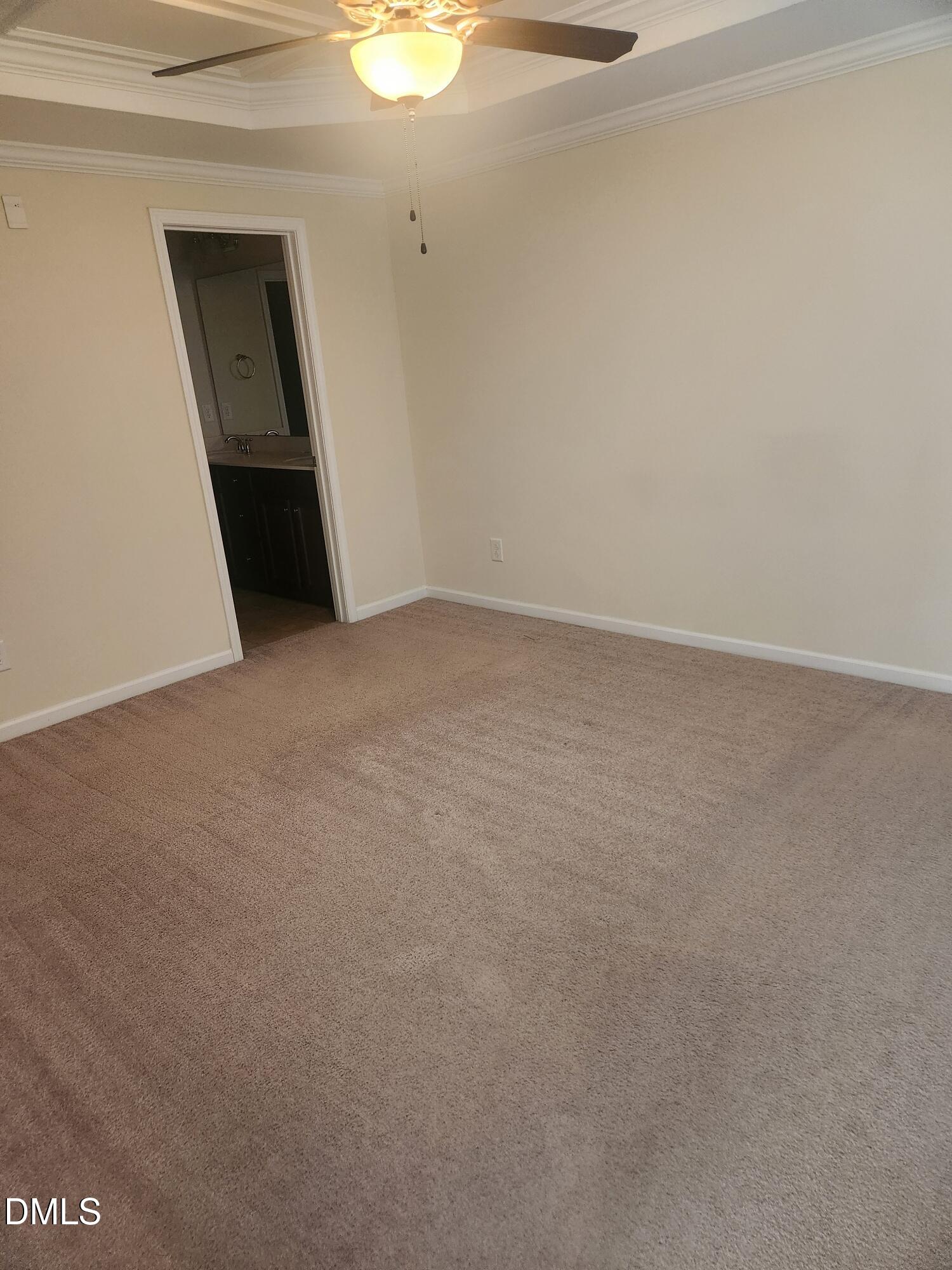310 Elfin Boulevard Property Photo 5