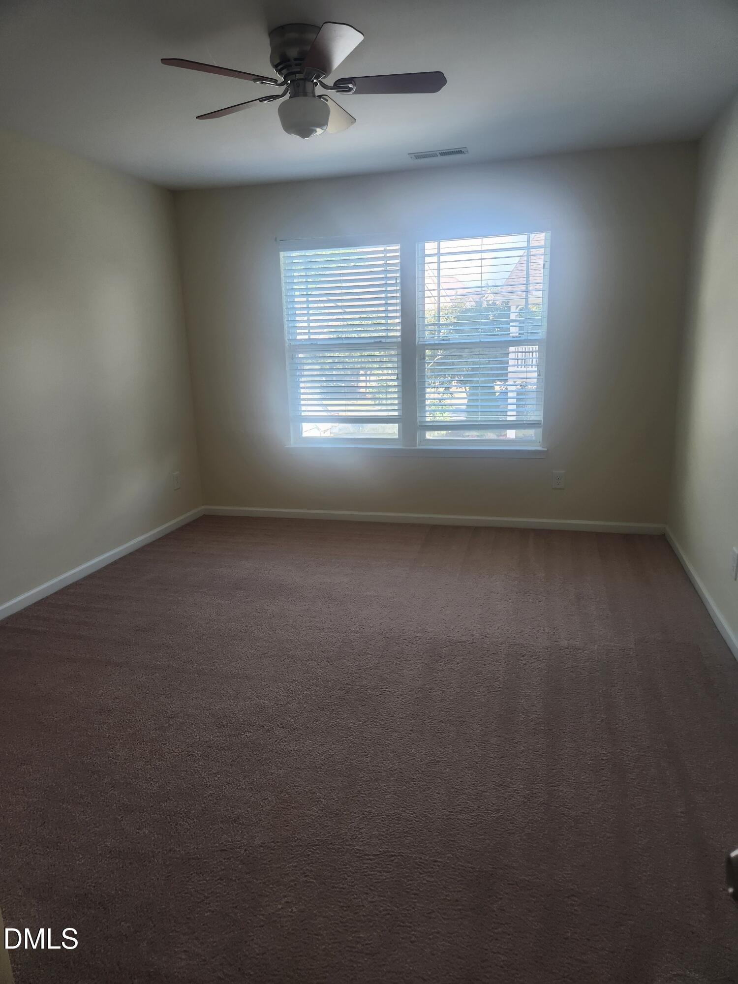 310 Elfin Boulevard Property Photo 14