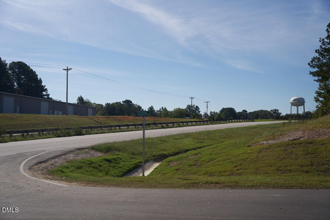 1730-1740 Zion Drive Property Photo 15