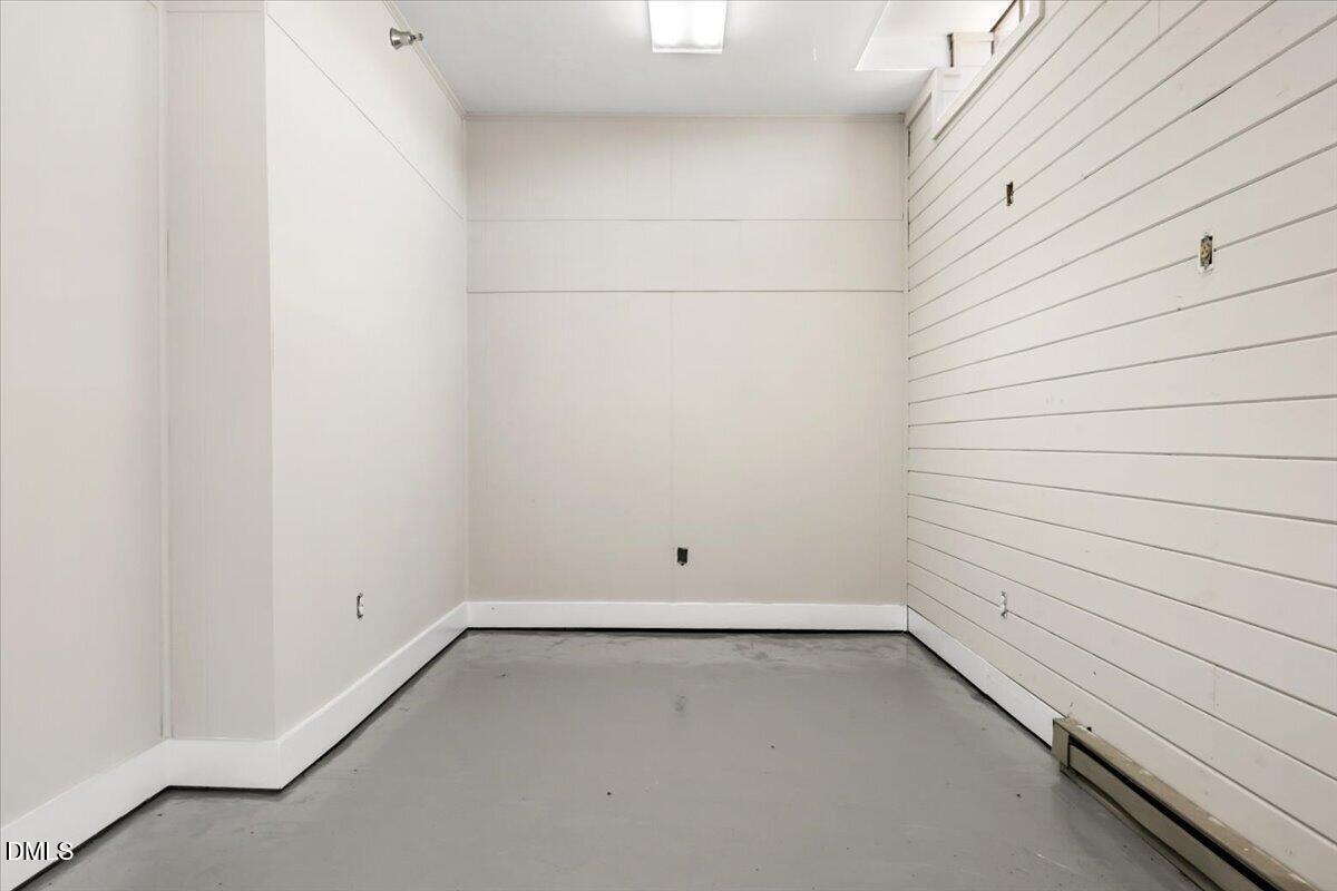 711 E Rose Street Property Photo 7